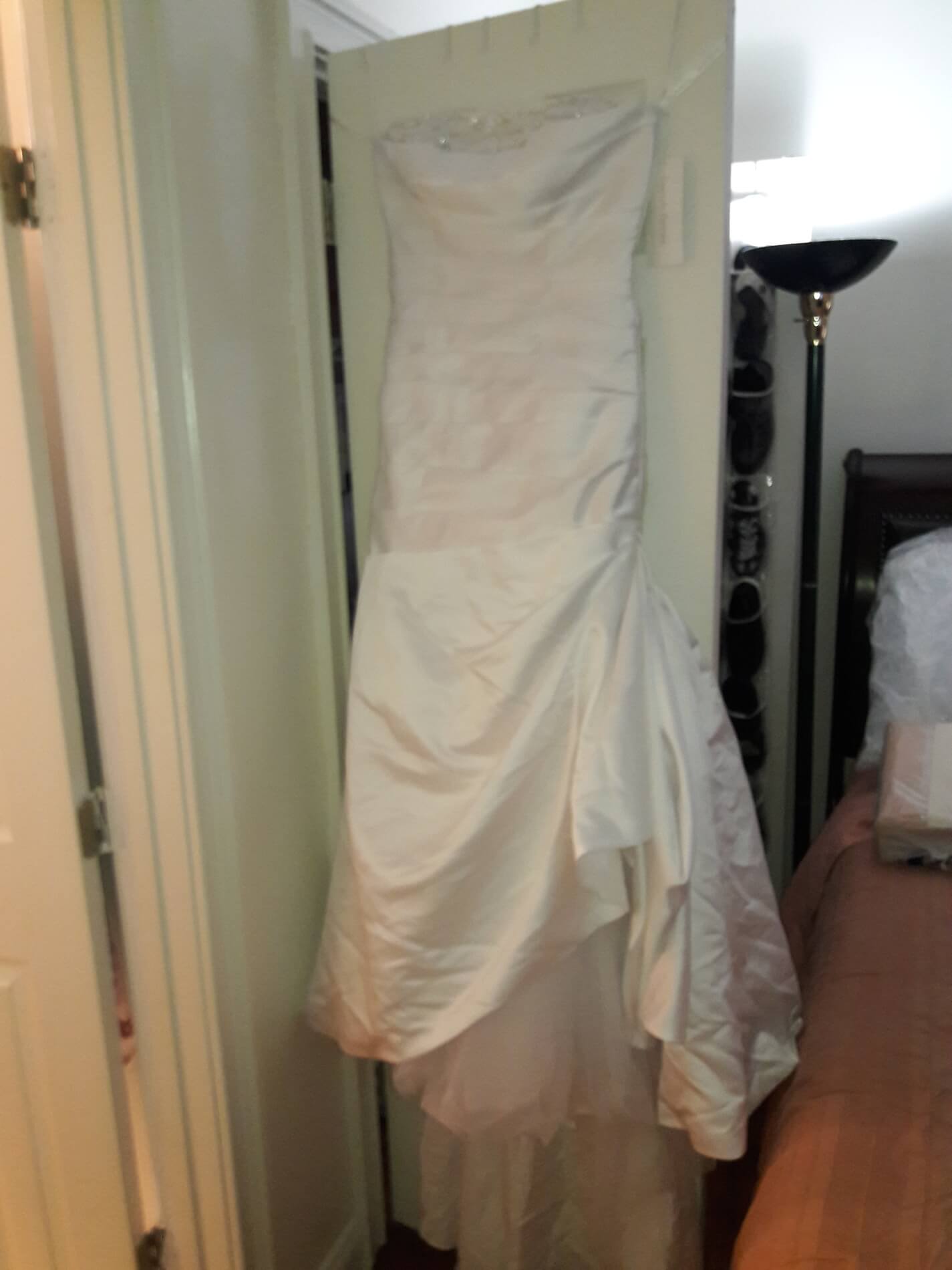 David's Bridal Size 12 Wedding Strapless White Dress With Train on Queenly