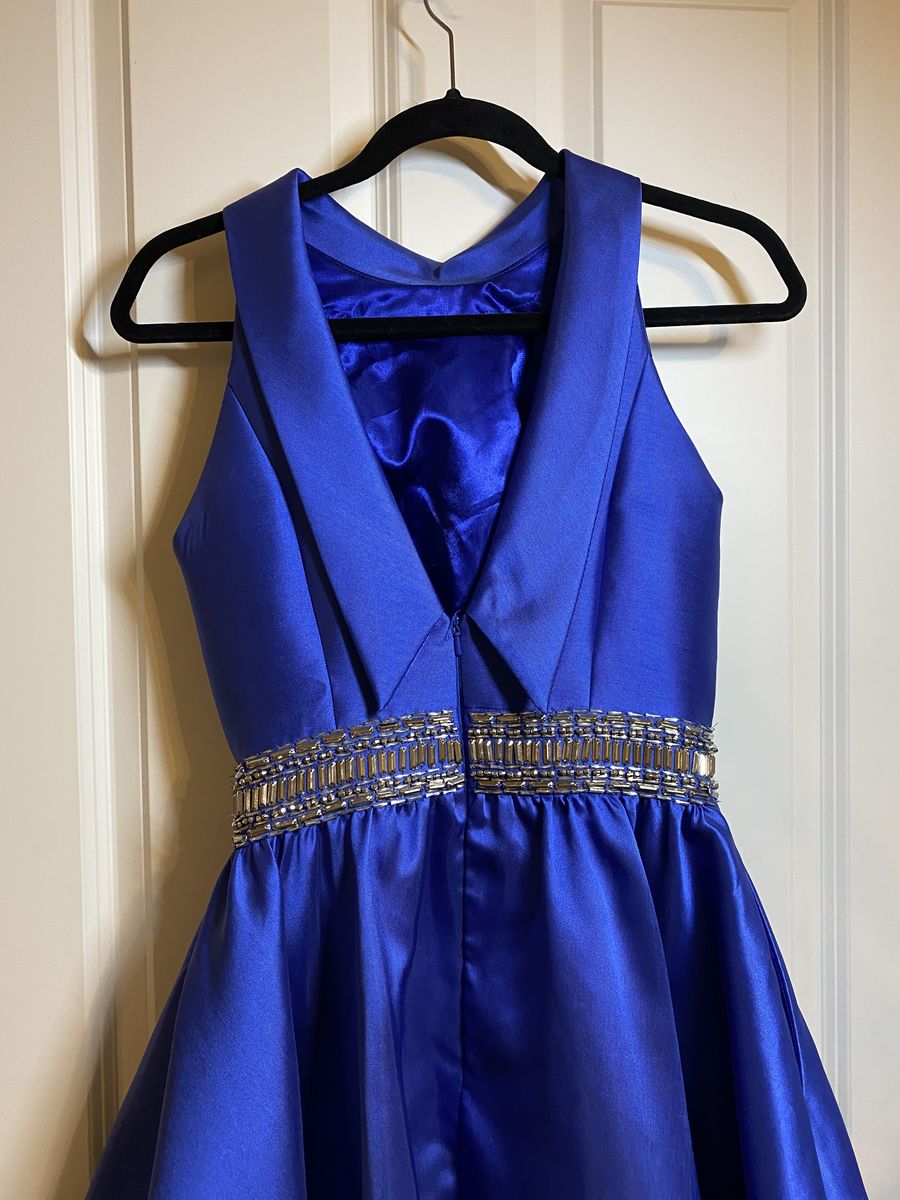 Mac Duggal Size 4 Homecoming Royal Blue Cocktail Dress on Queenly