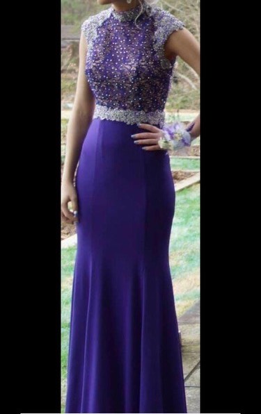 Size 2 Prom Cap Sleeve Sequined Purple Mermaid Dress on Queenly