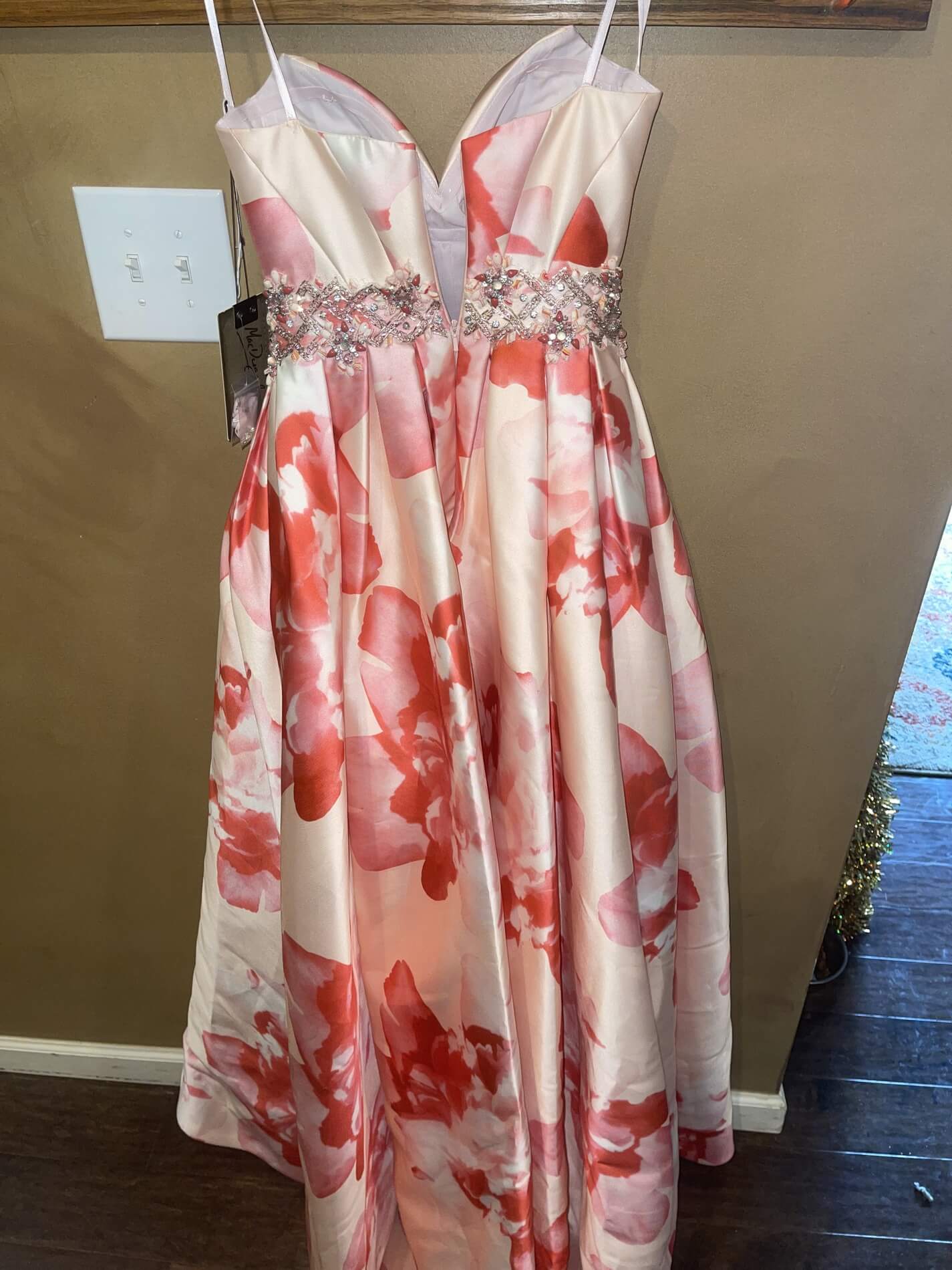 Size 0 Prom Floral Multicolor Floor Length Maxi on Queenly