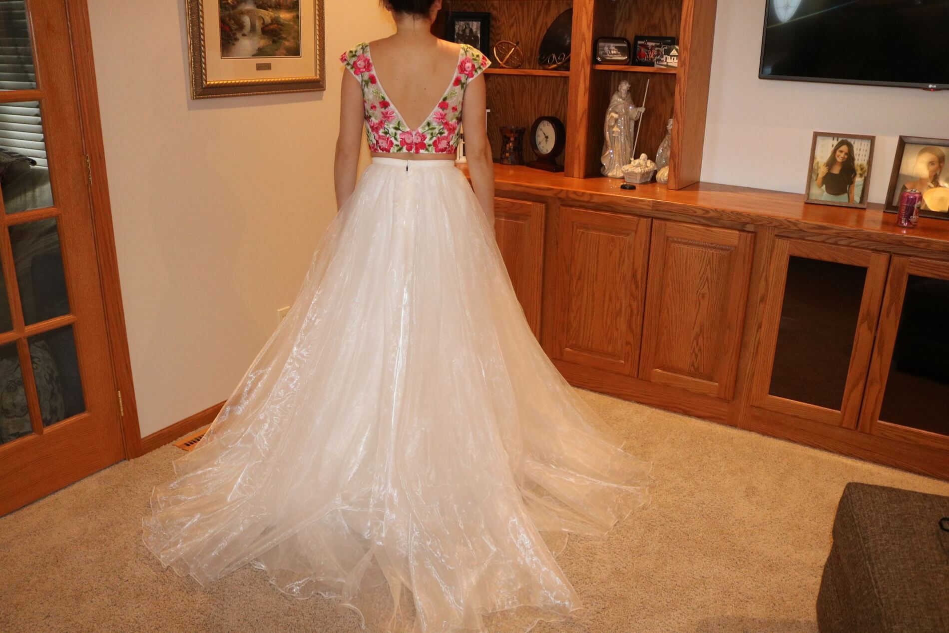 Sherri Hill Size 6 Prom Cap Sleeve Floral White Ball Gown on Queenly
