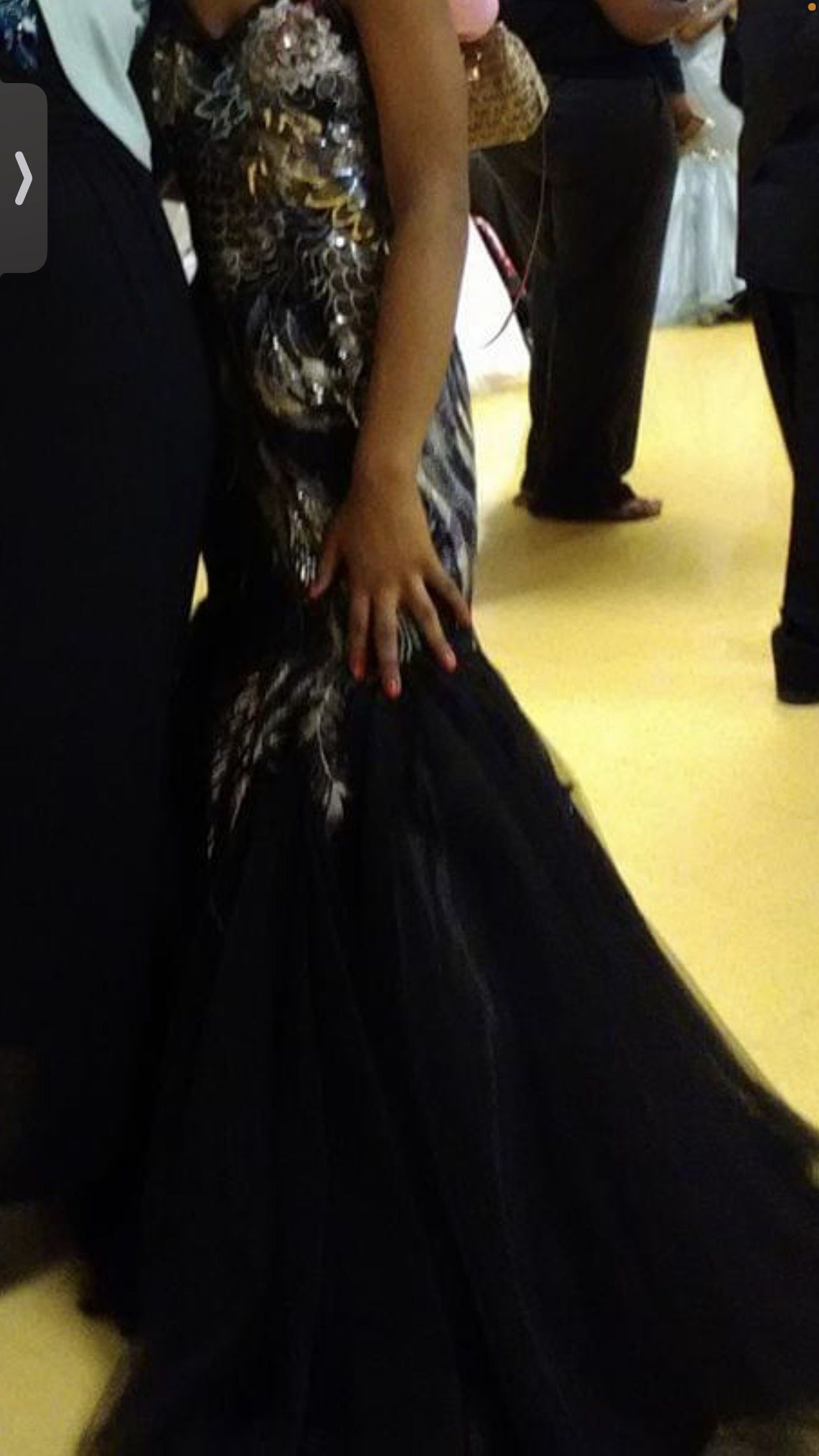 Eva Size 6 Prom Black Mermaid Dress on Queenly