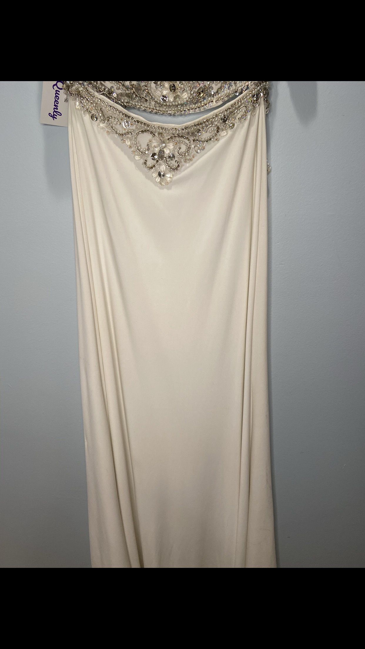 Alyce Paris Size 0 Prom High Neck Sequined White Floor Length Maxi on Queenly