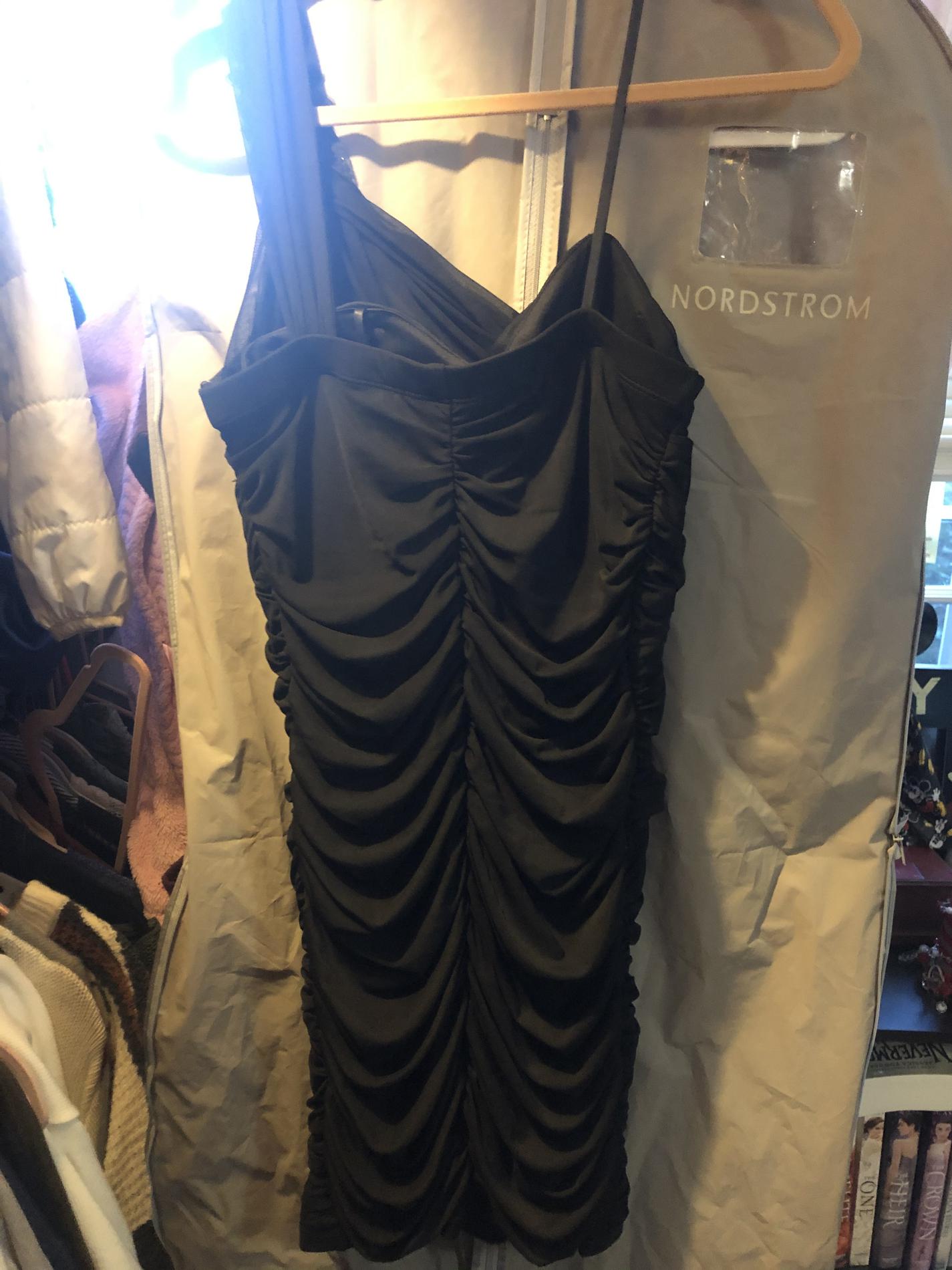 Size 14 Prom One Shoulder Black Cocktail Dress on Queenly