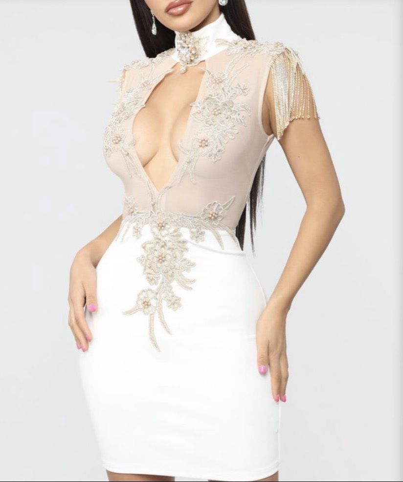 Fashion Nova Size 2 Nightclub Plunge White Cocktail Dress on Queenly