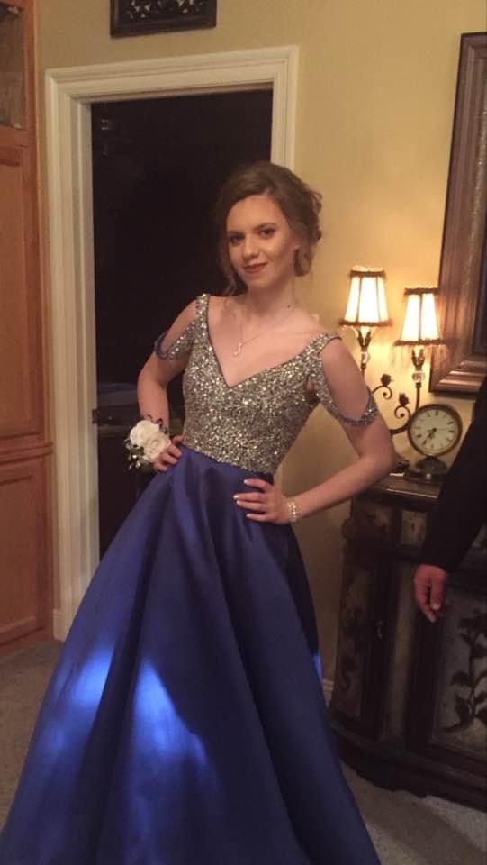 Size 2 Prom Off The Shoulder Sequined Royal Blue Ball Gown on Queenly