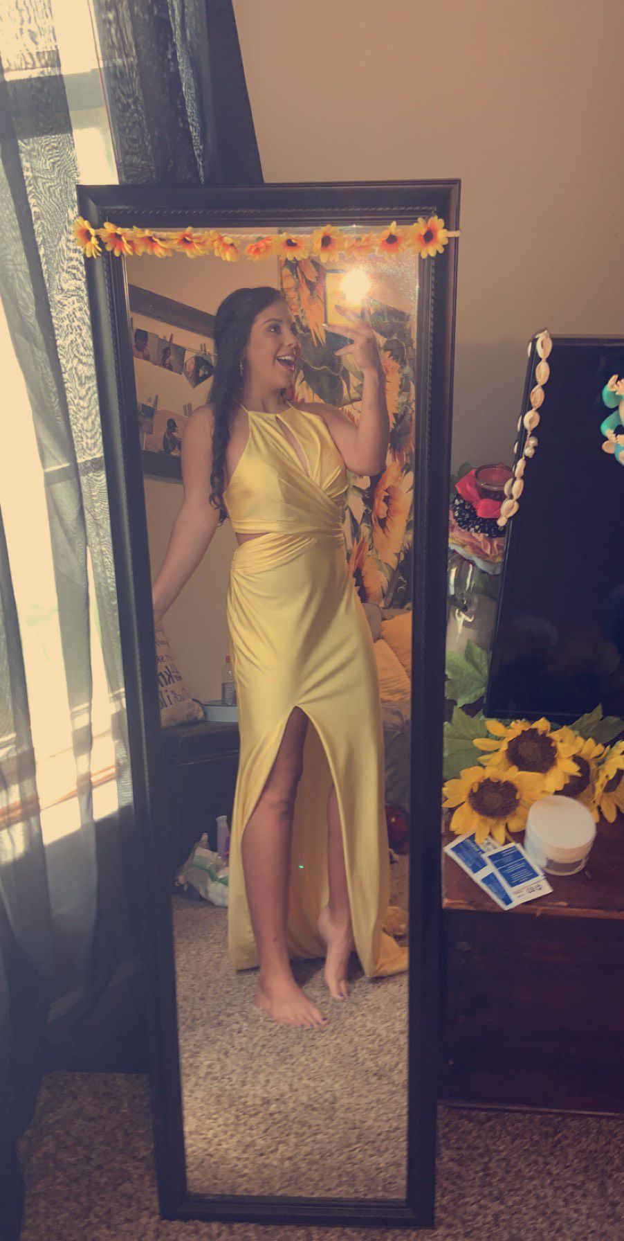 Colors Yellow Size 8 Prom Side slit Dress on Queenly