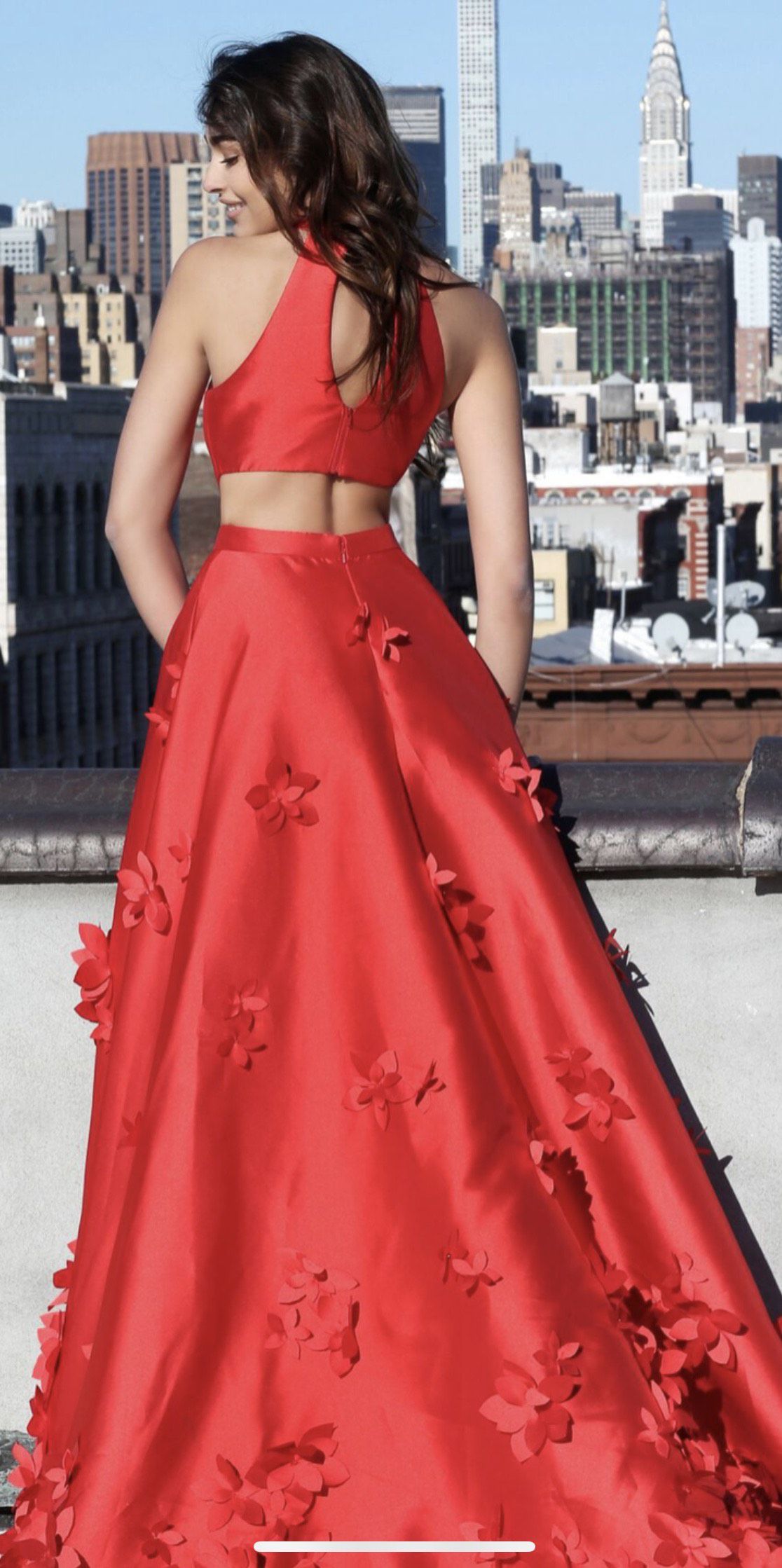 Size 0 Prom High Neck Red A-line Dress on Queenly