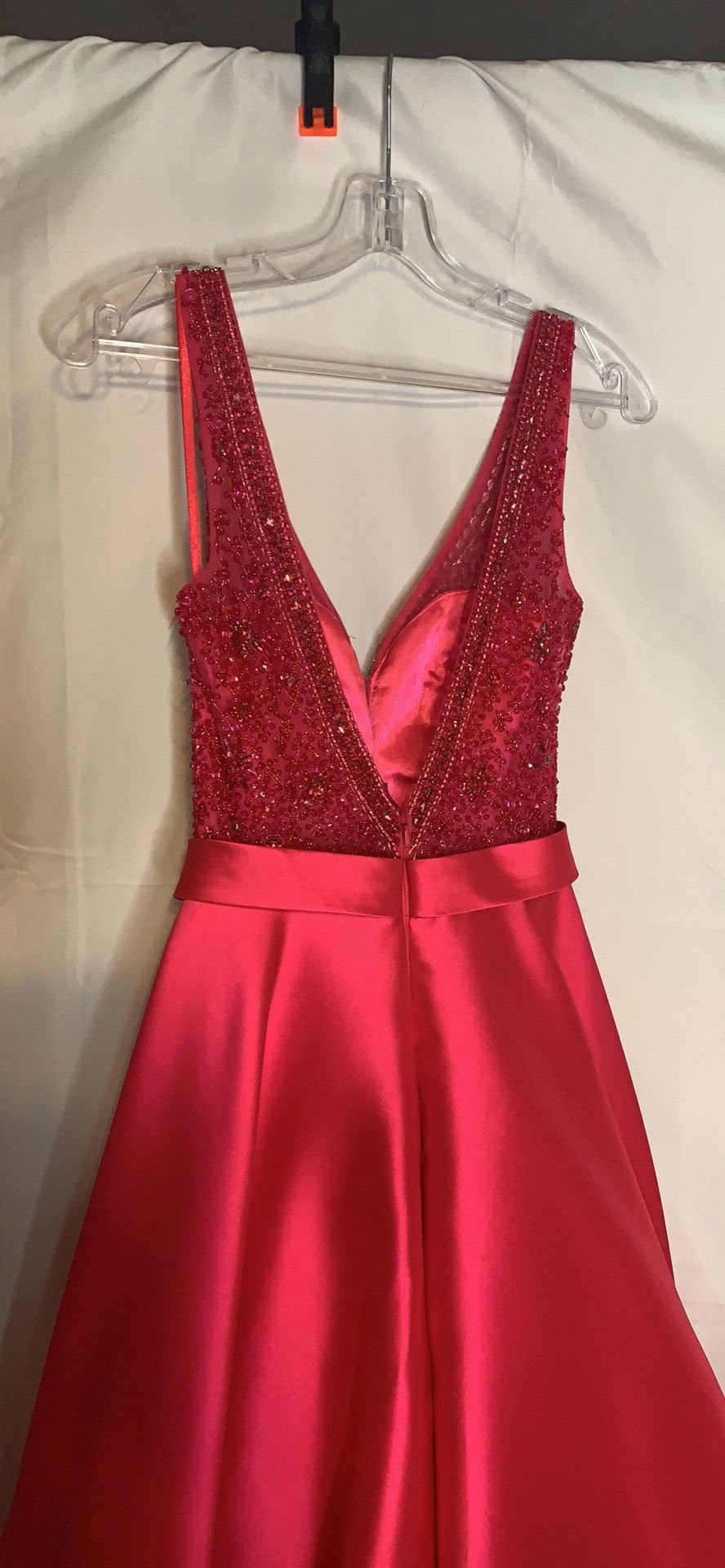 Size 0 Prom Plunge Satin Hot Pink Ball Gown on Queenly