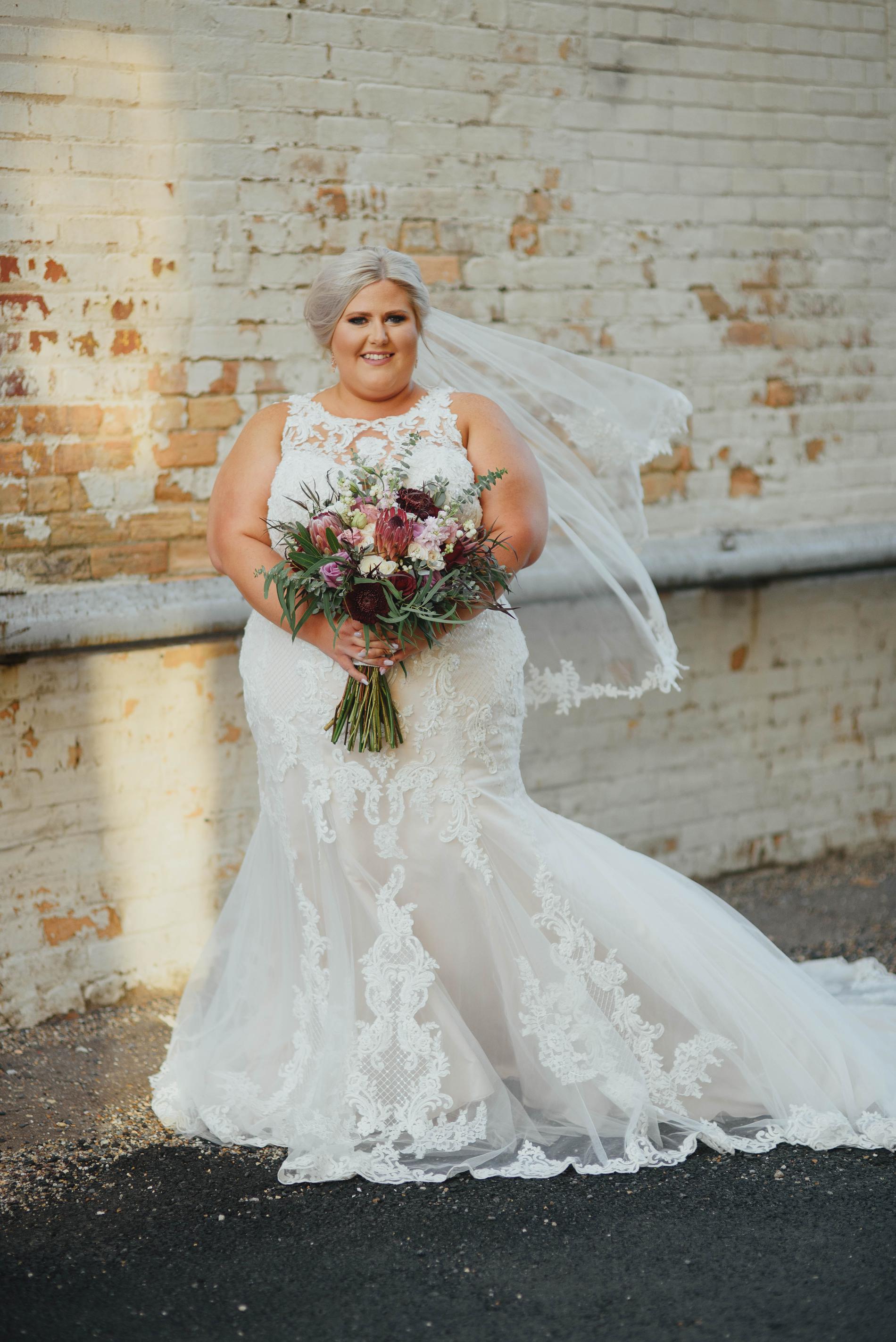 Maggie Sottero Plus Size 28 Wedding Lace White Mermaid Dress on Queenly