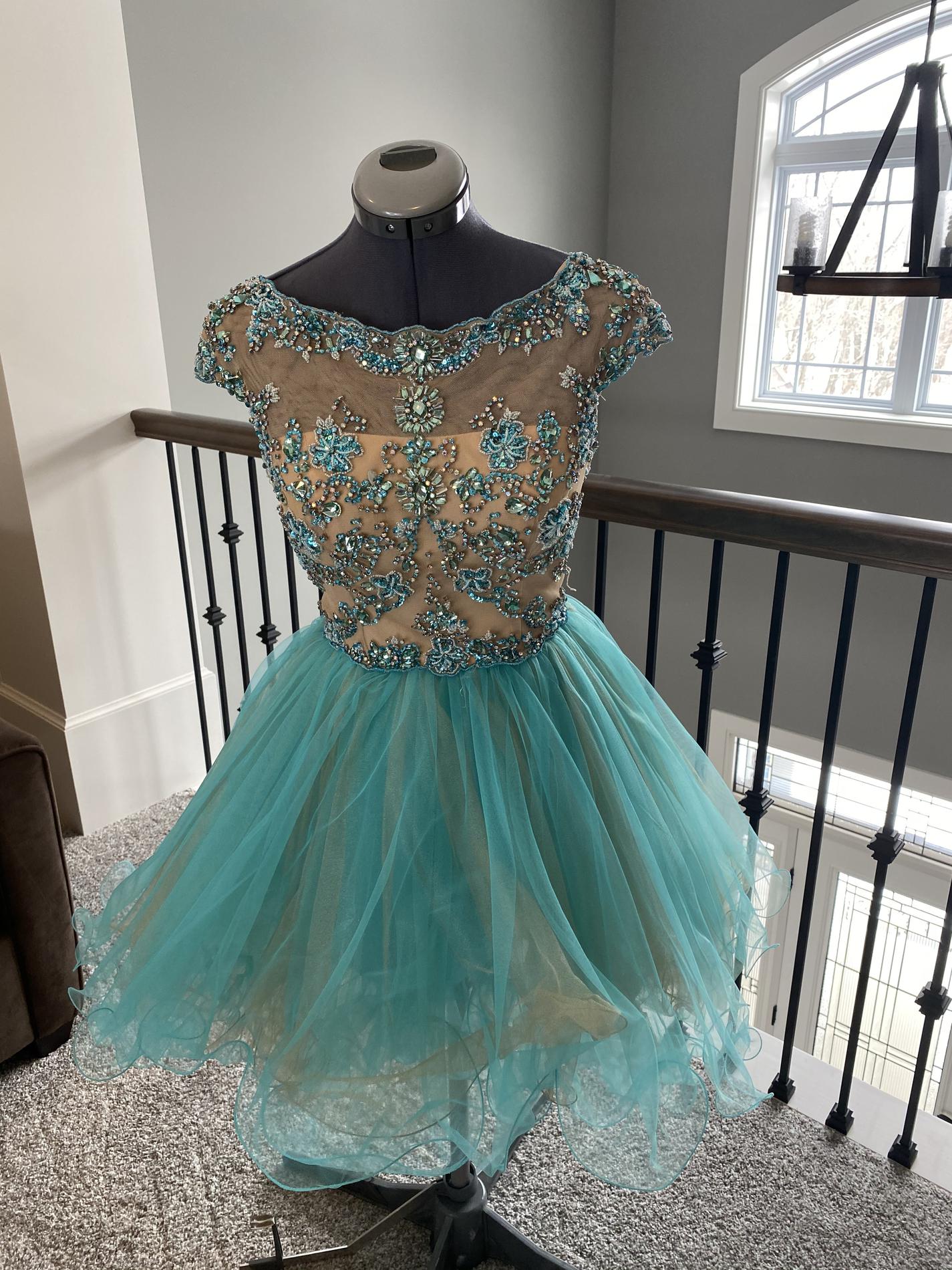 Sherri Hill Green Size 2 Homecoming Holiday Cocktail Dress on Queenly