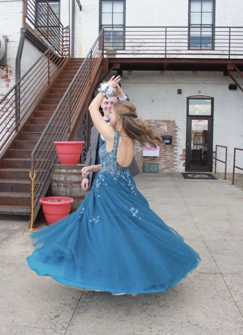 Jovani Size 2 Prom Blue Ball Gown on Queenly