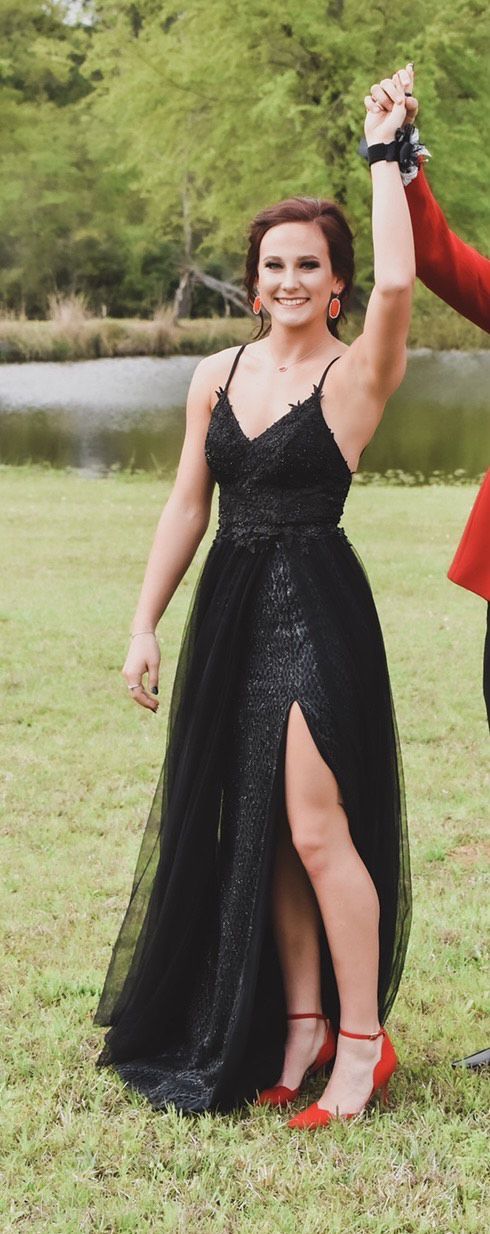 Alyce Paris Size 0 Prom Black Side Slit Dress on Queenly