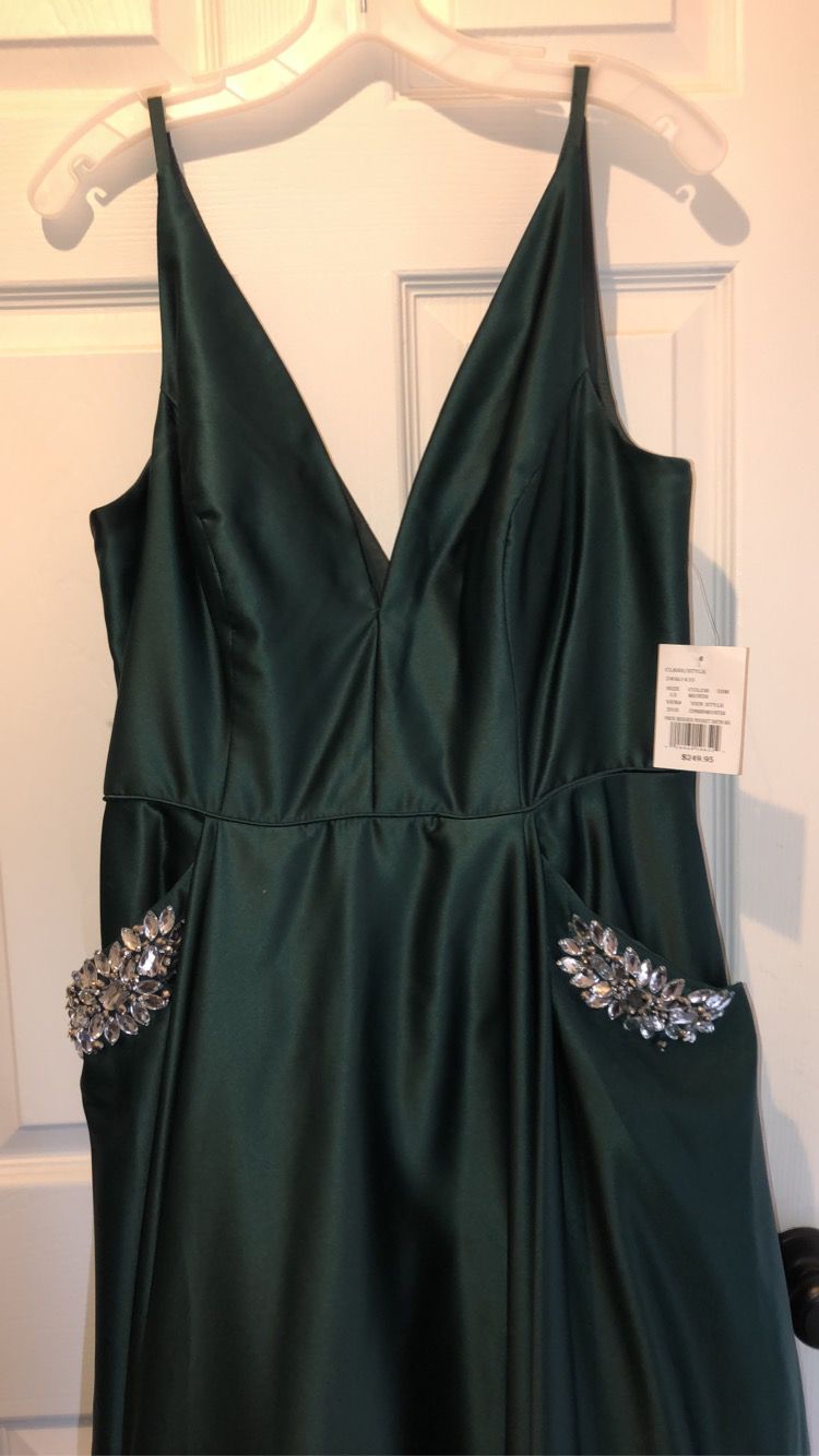 David's Bridal Size 14 Prom Green Ball Gown on Queenly