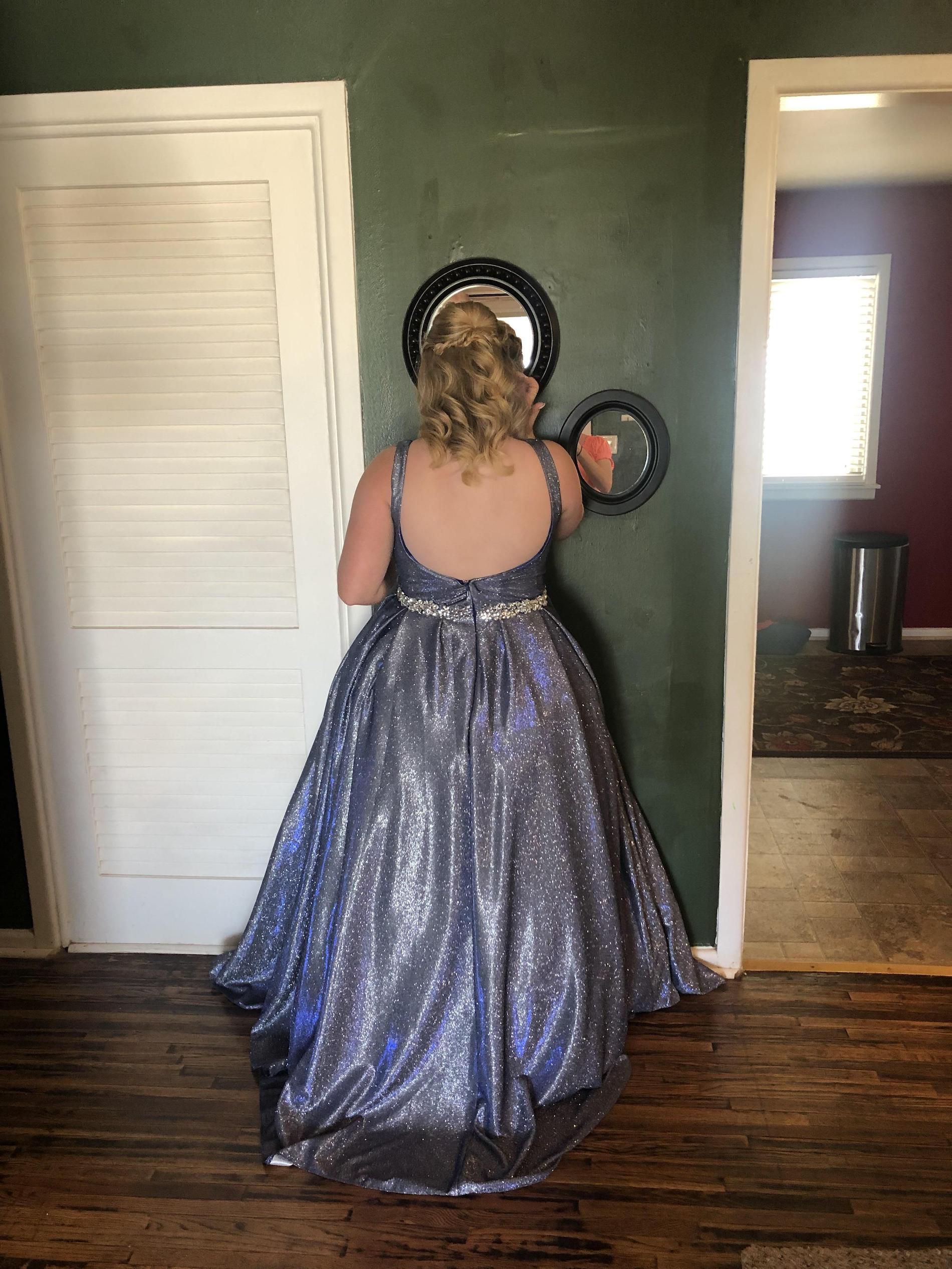 Size 10 Prom Plunge Multicolor Ball Gown on Queenly