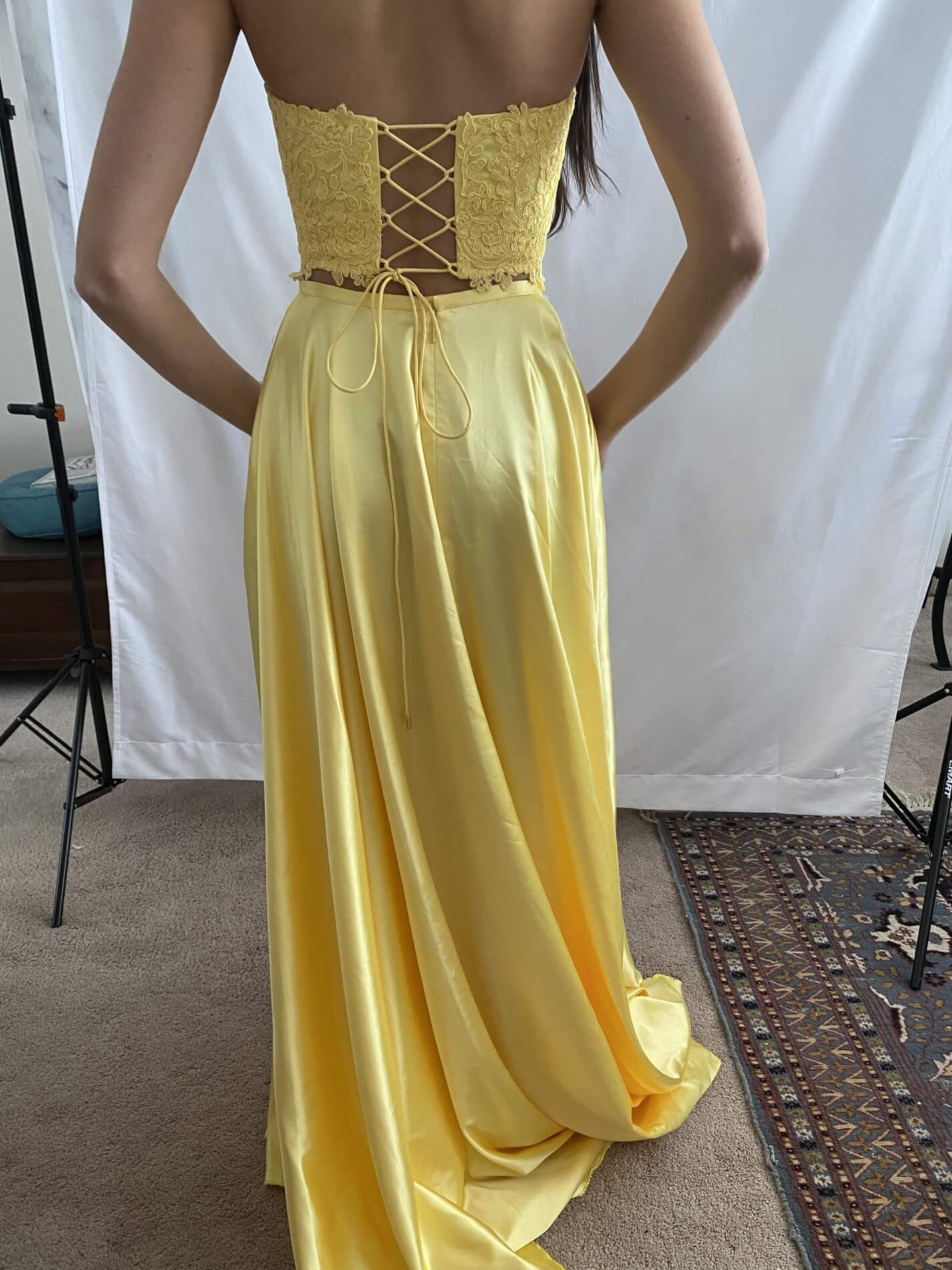Sherri Hill Size 2 Prom Lace Yellow Ball Gown on Queenly