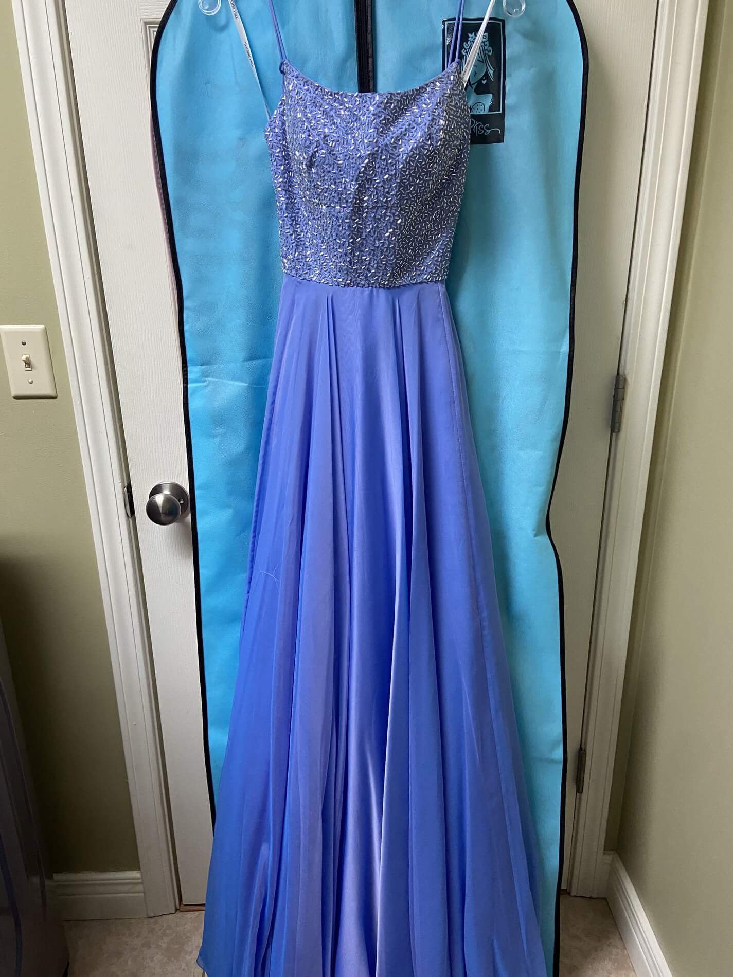 Size 2 Prom Sequined Light Blue A-line Dress on Queenly