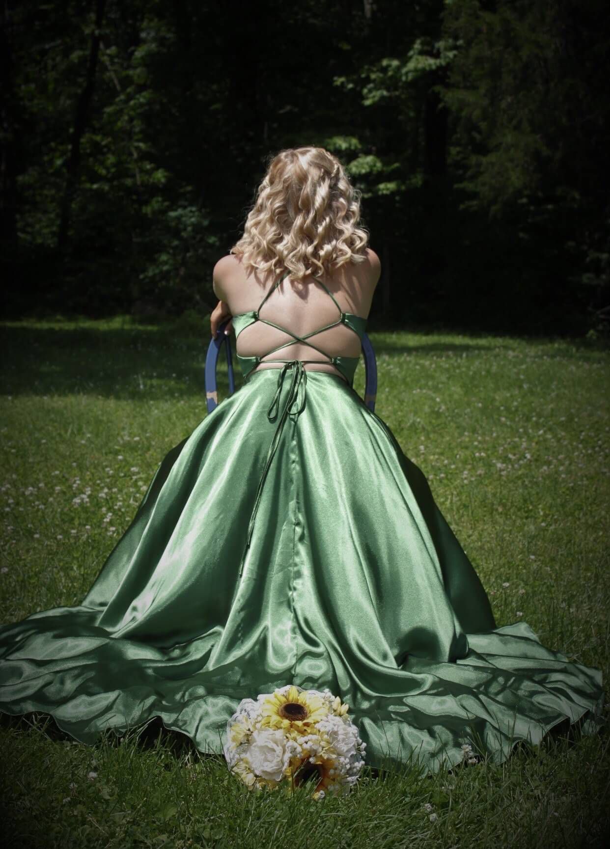Size 4 Prom Halter Satin Green Side Slit Dress on Queenly