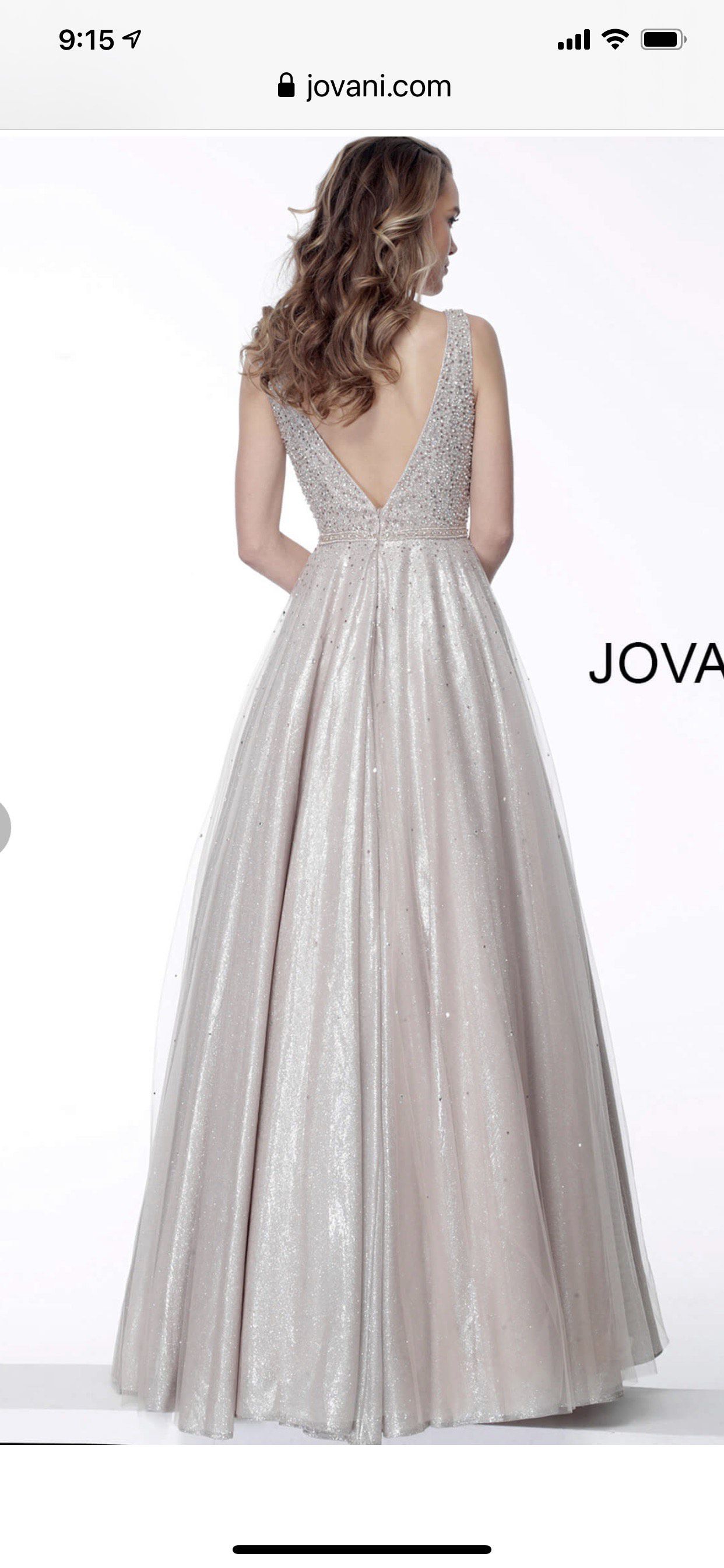 Jovani Size 10 Prom Plunge Gold Ball Gown on Queenly
