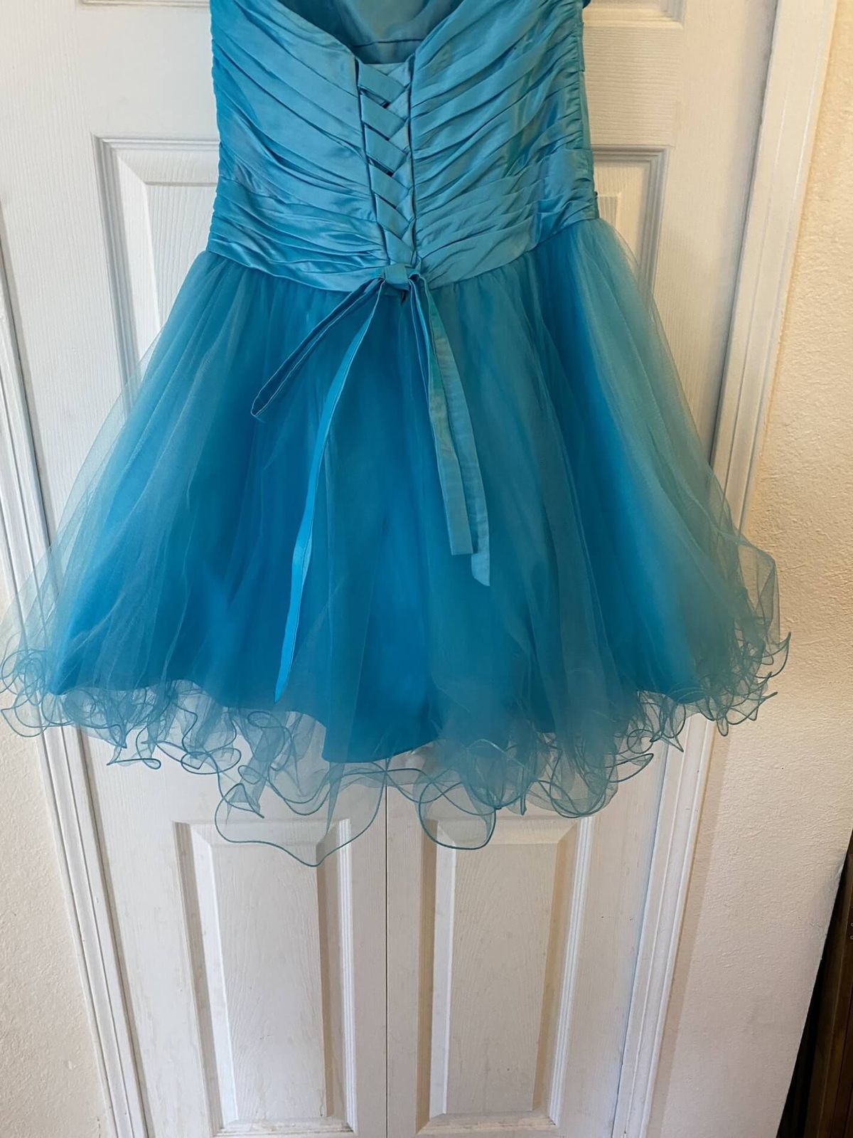 Size 12 Homecoming Strapless Blue Cocktail Dress on Queenly