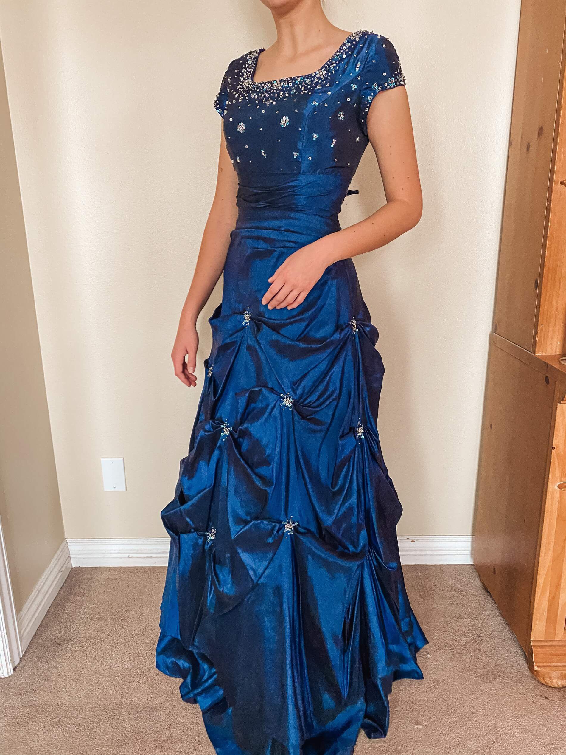 Size 6 Prom Satin Blue Ball Gown on Queenly