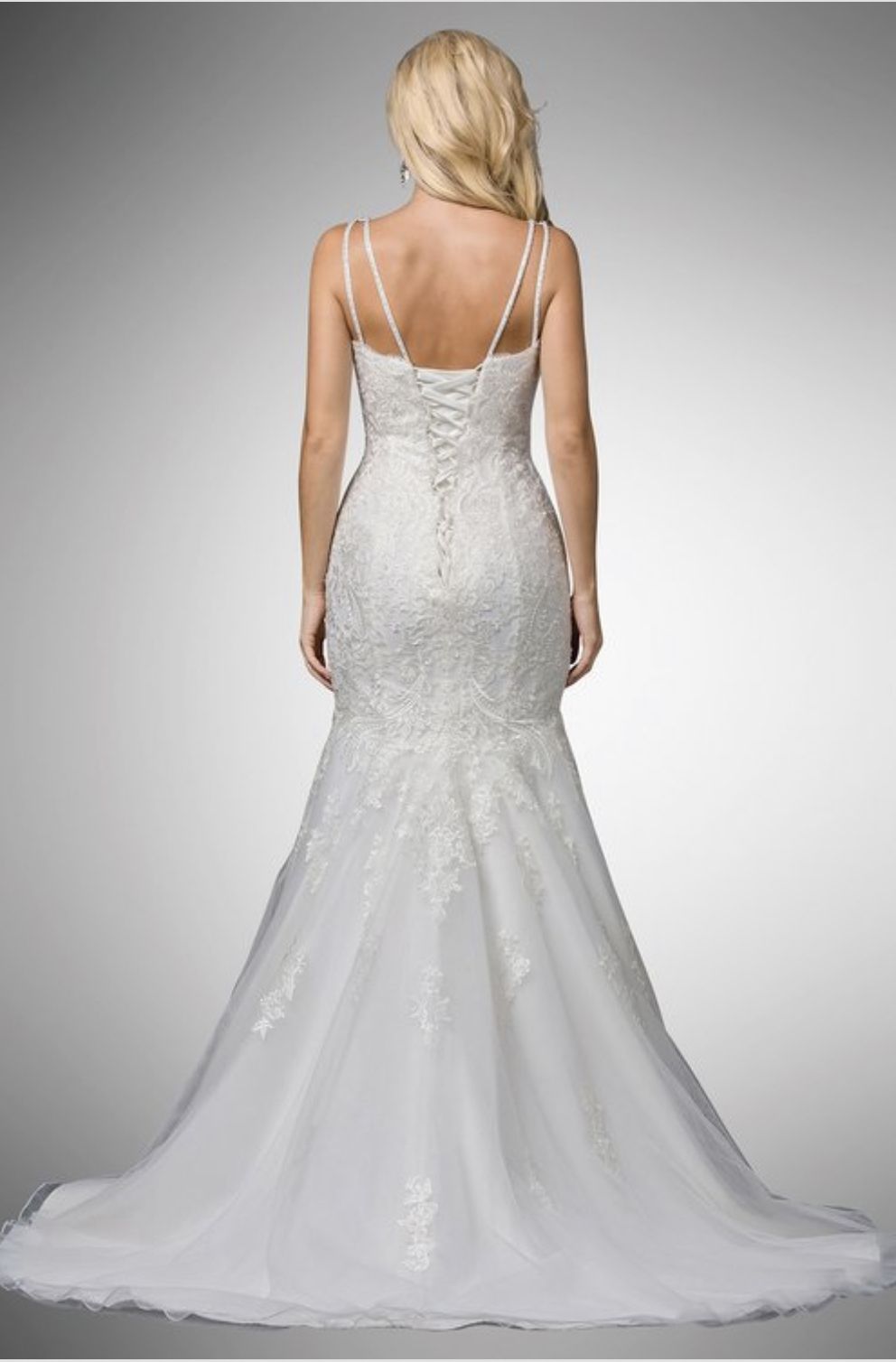Plus Size 16 Wedding White Mermaid Dress on Queenly