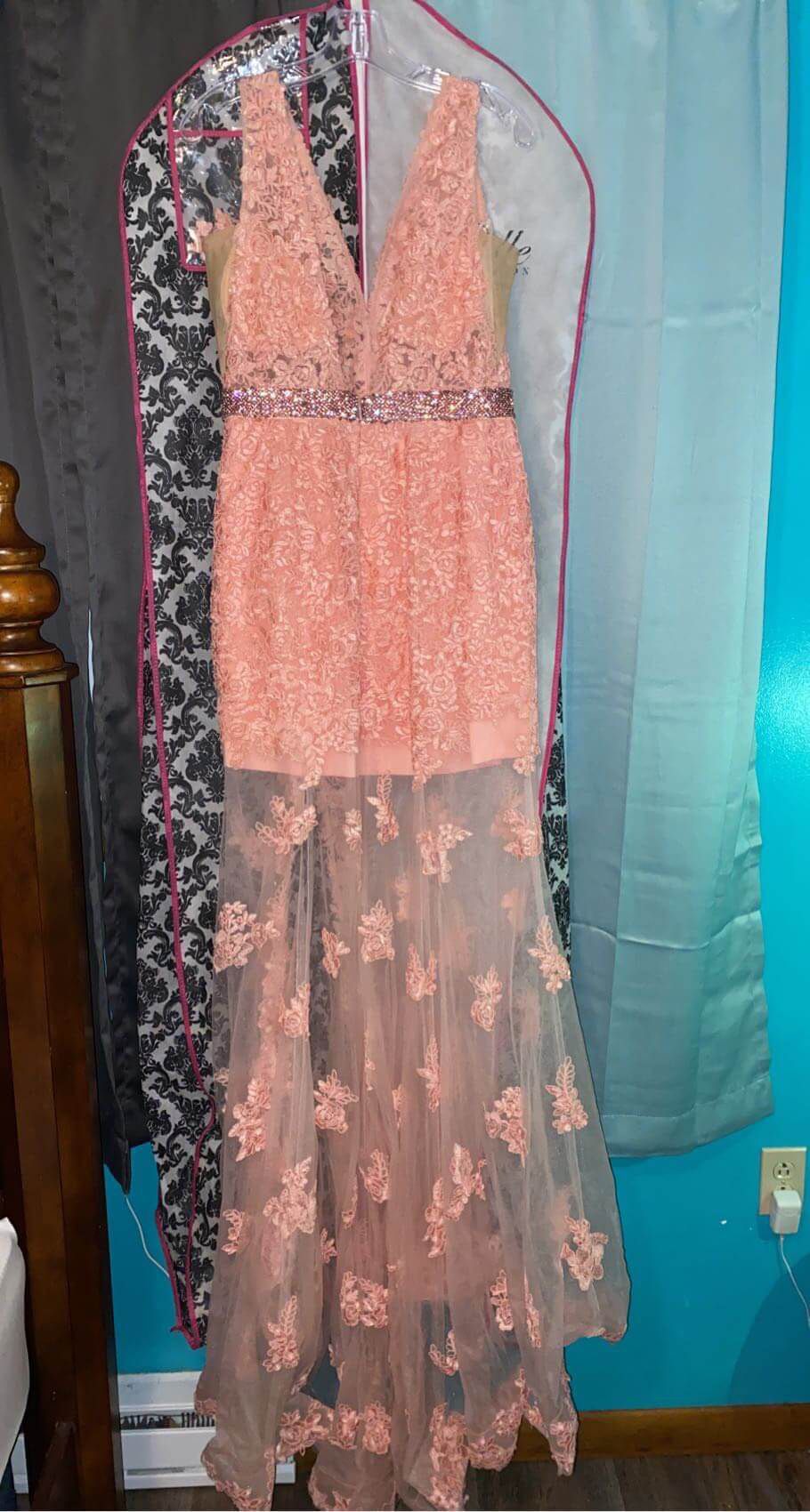 Size 12 Plunge Lace Light Pink Mermaid Dress on Queenly