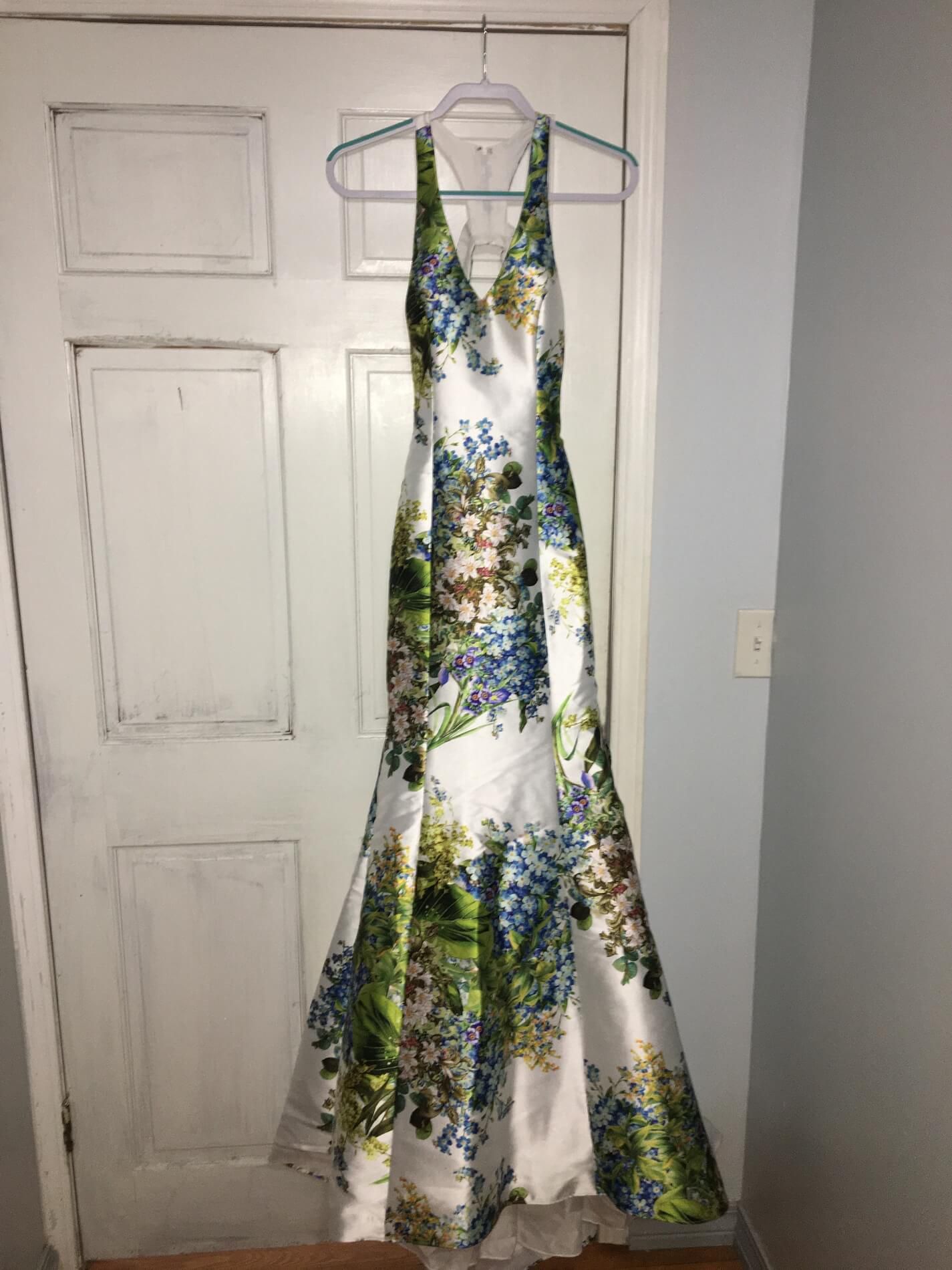 Jasz Couture Size 0 Prom Plunge Floral White Mermaid Dress on Queenly