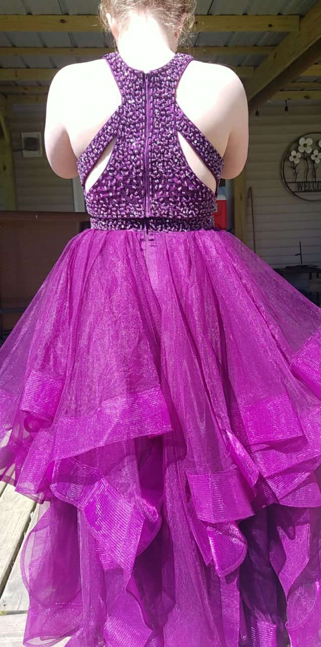 Prom Lilly Size 10 Prom Halter Purple Ball Gown on Queenly