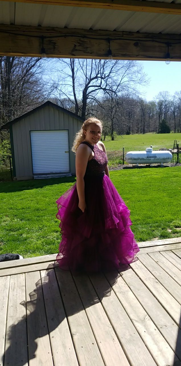 Prom Lilly Size 10 Prom Halter Purple Ball Gown on Queenly