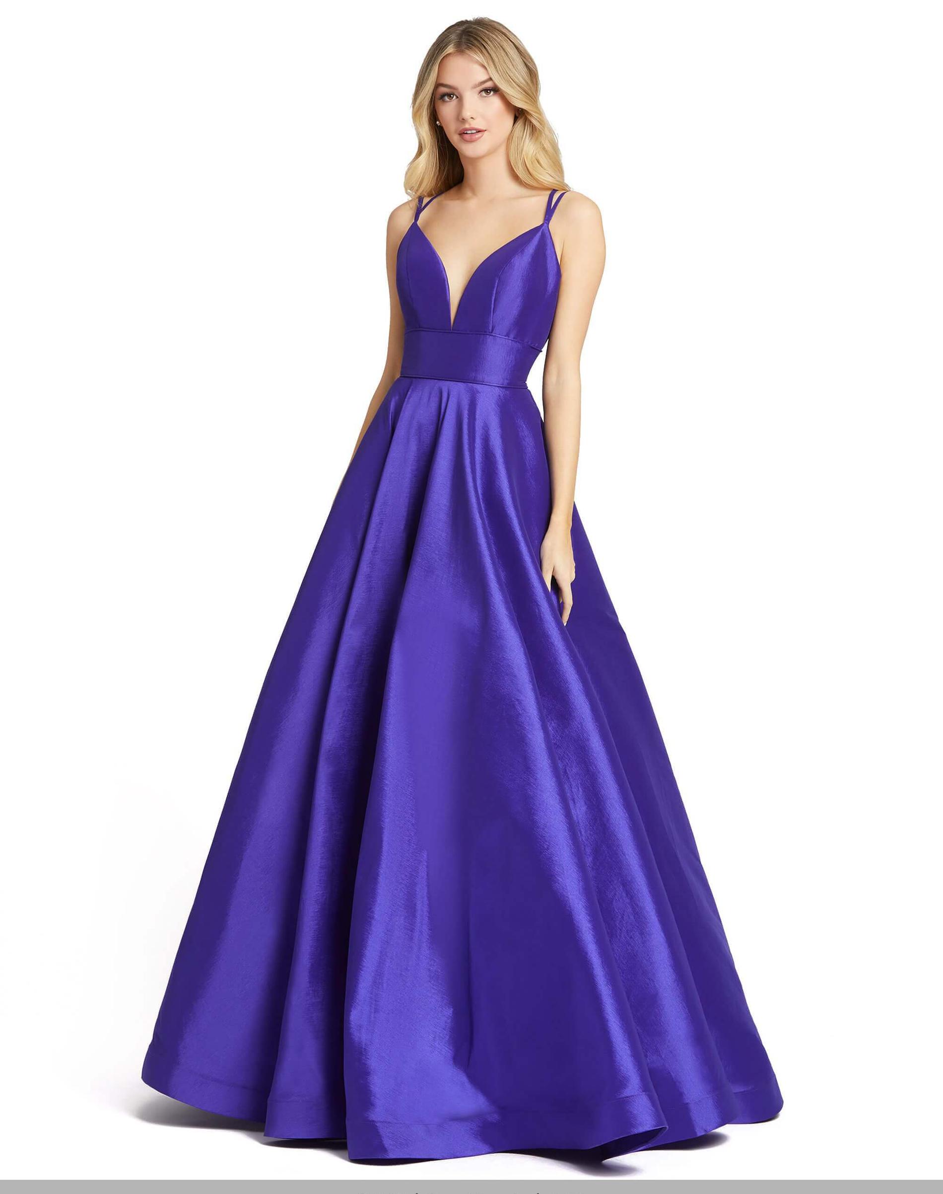 Style 67100 Mac Duggal Size 6 Prom Purple Ball Gown on Queenly