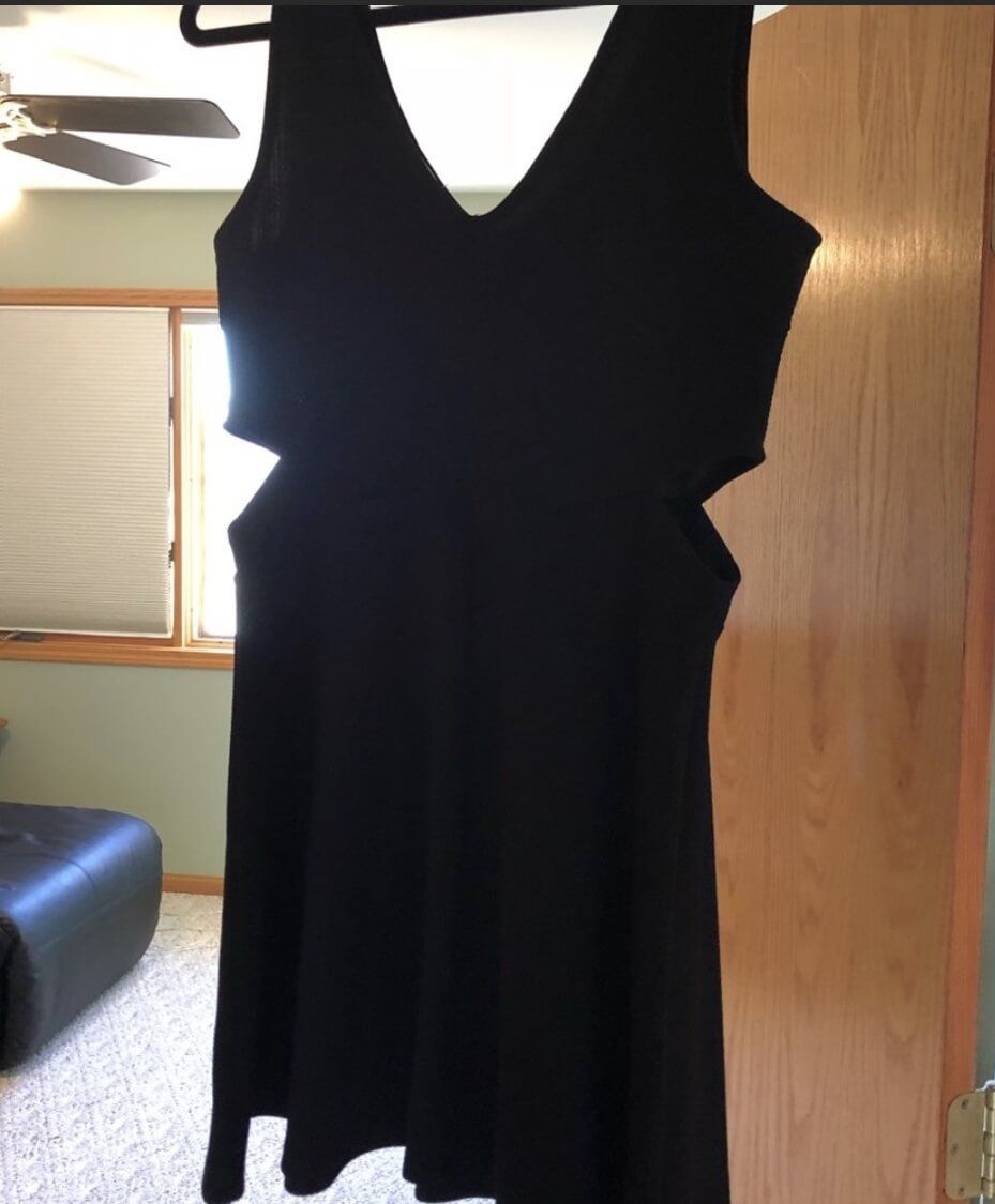 Soprano Size 10 Homecoming Black Cocktail Dress on Queenly