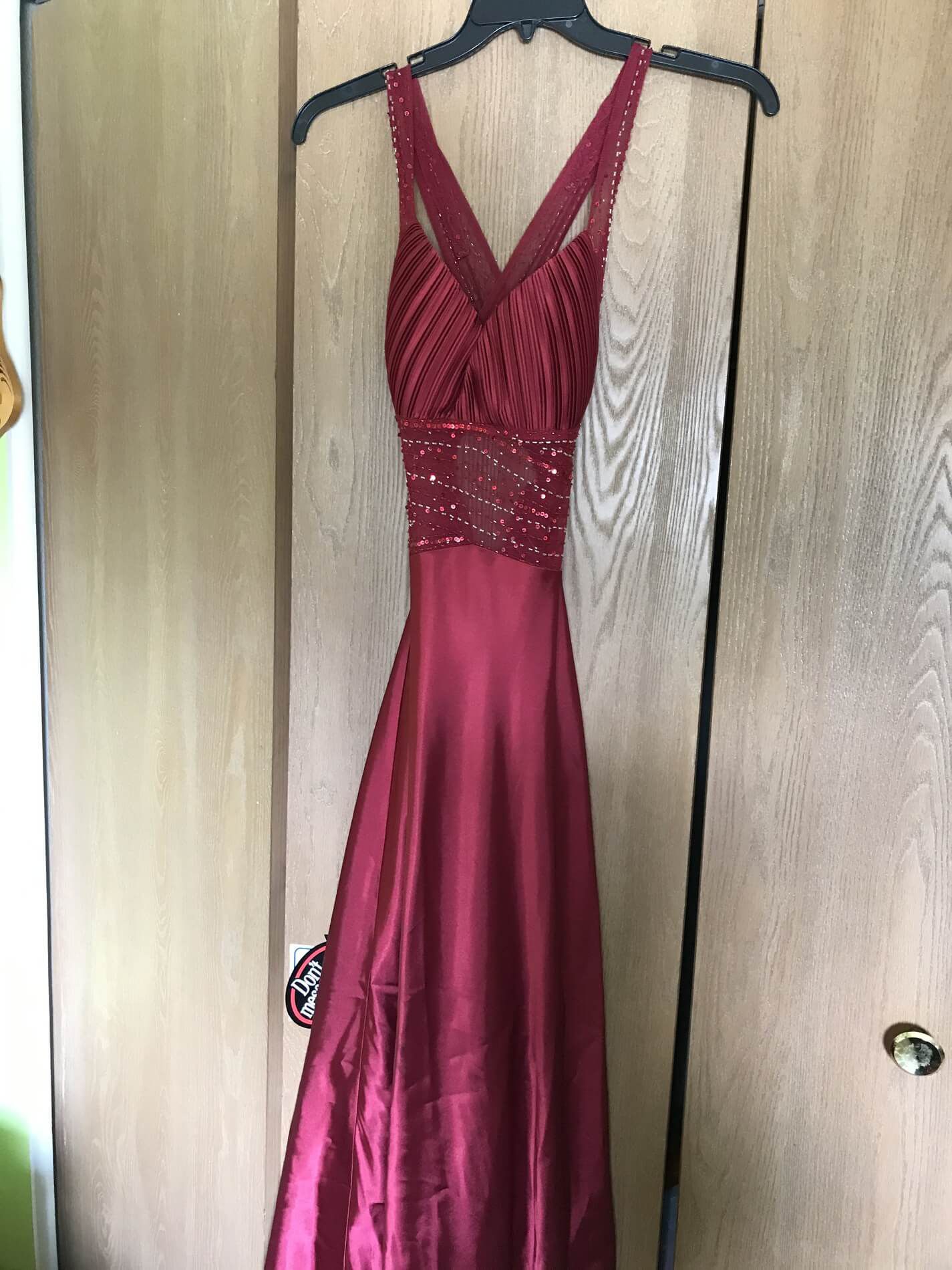 Size 2 Prom Halter Satin Red Floor Length Maxi on Queenly
