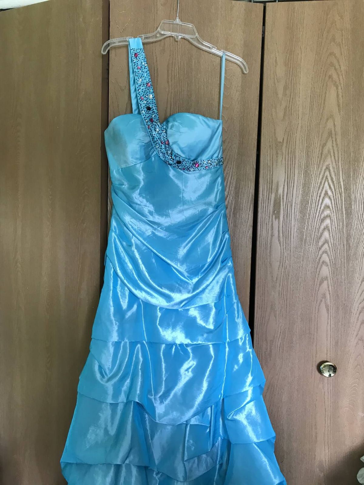 Size 6 Prom One Shoulder Blue Mermaid Dress on Queenly