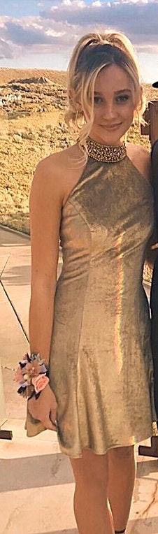 Sherri Hill Size 0 Homecoming High Neck Velvet Gold Cocktail Dress on Queenly