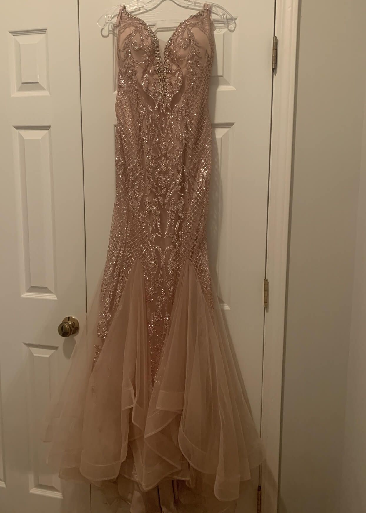 Clarisse Size 8 Prom Plunge Sequined Rose Gold Mermaid Dress on Queenly