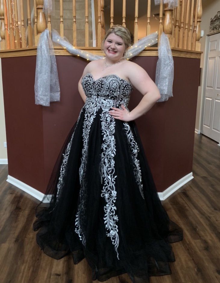 Plus Size 20 Strapless Lace Black Ball Gown on Queenly