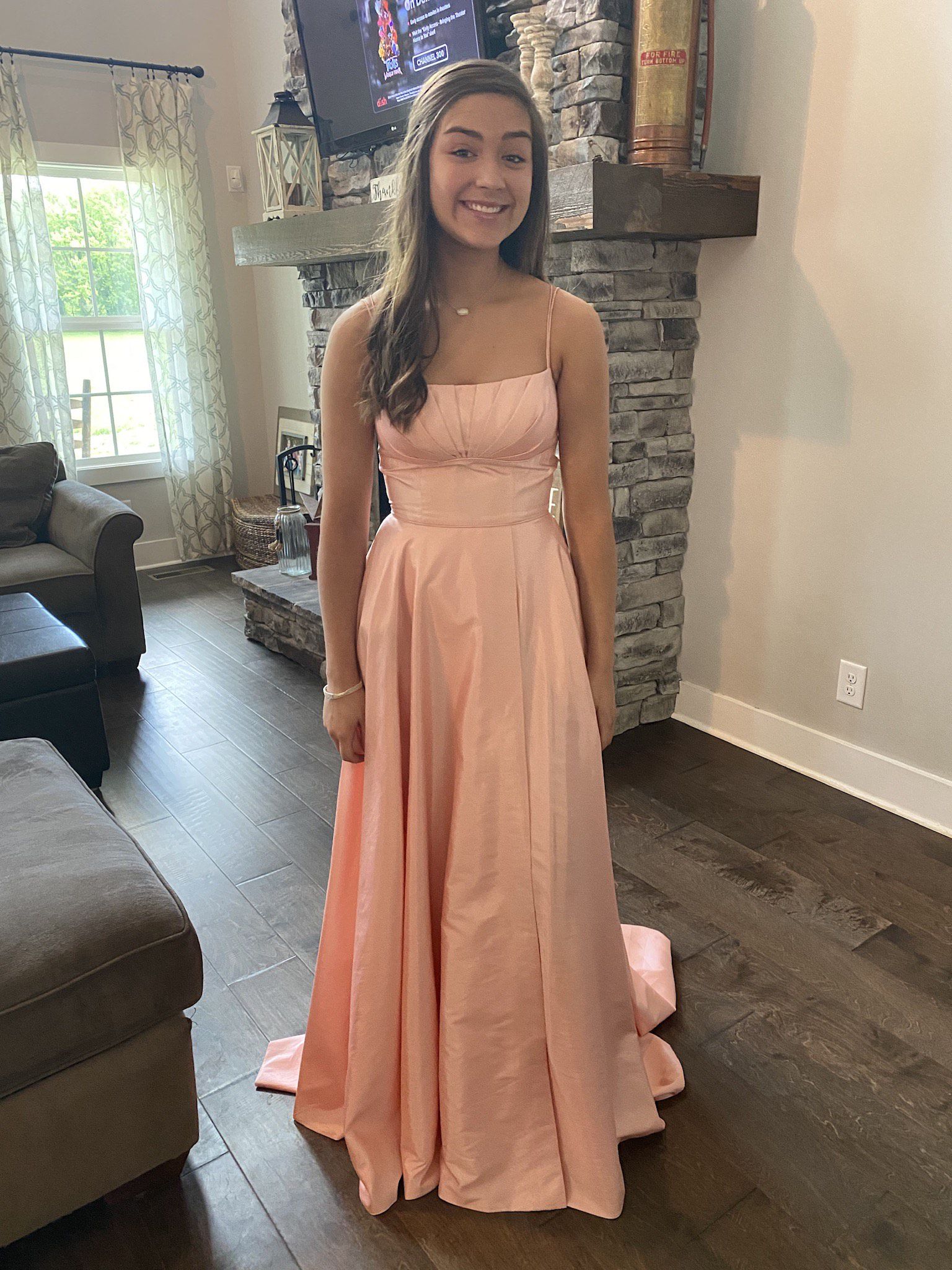 Size 2 Prom Light Pink Dress With Train on Queenly