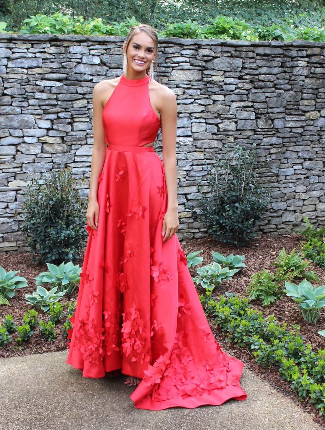Sherri Hill Size 8 Prom Halter Red A-line Dress on Queenly