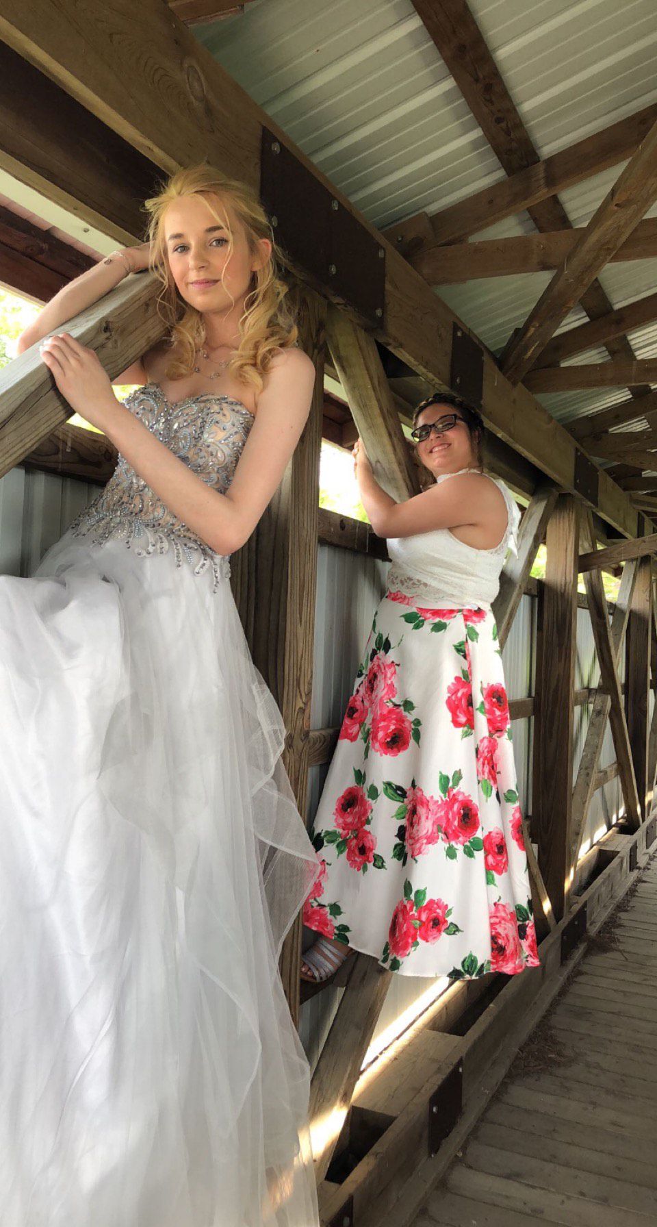 Size 0 Prom White Dress With Train on Queenly