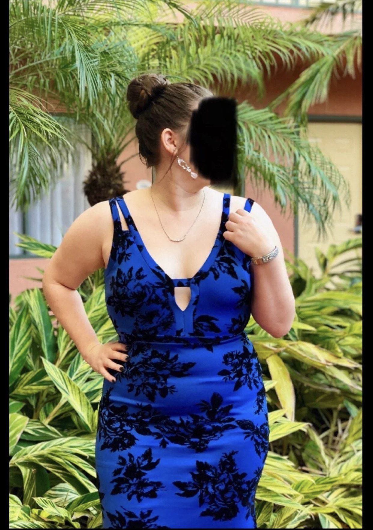 Plus Size 16 Royal Blue Mermaid Dress on Queenly