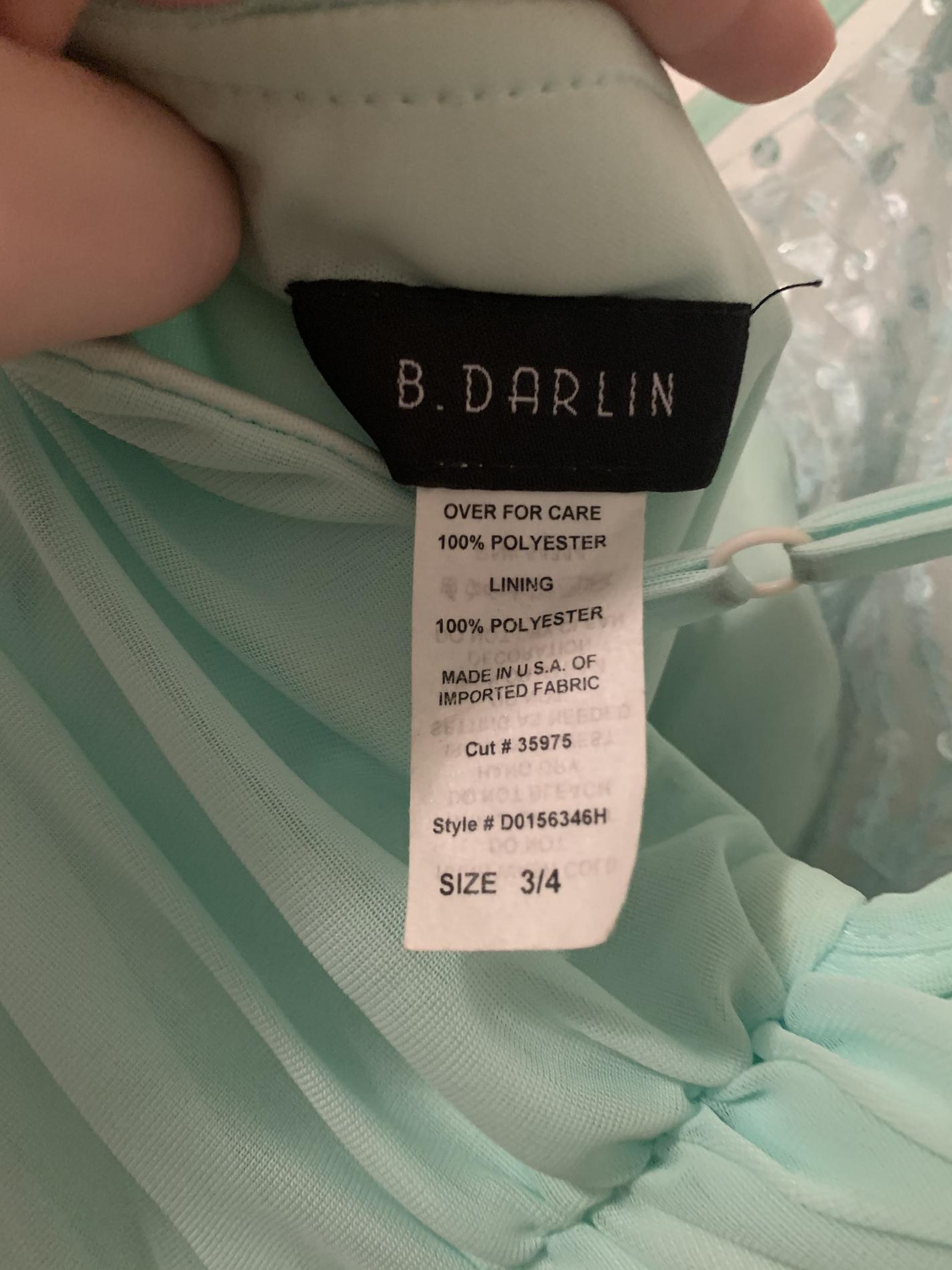 B. Darlin Size 2 Prom Light Green Floor Length Maxi on Queenly