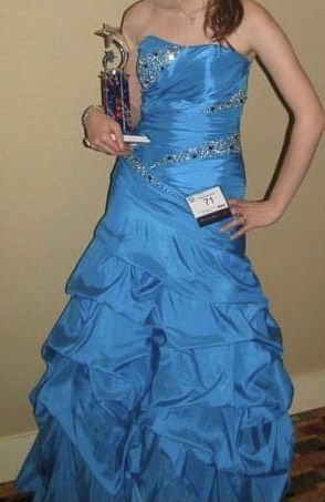 Night Moves Size 4 Prom Sequined Turquoise Blue Ball Gown on Queenly