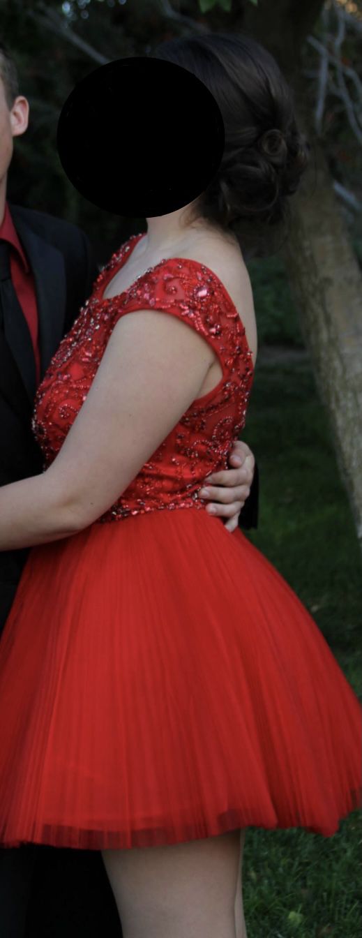 Style #2814 Sherri Hill Size 12 Homecoming Plunge Sequined Red Cocktail Dress on Queenly