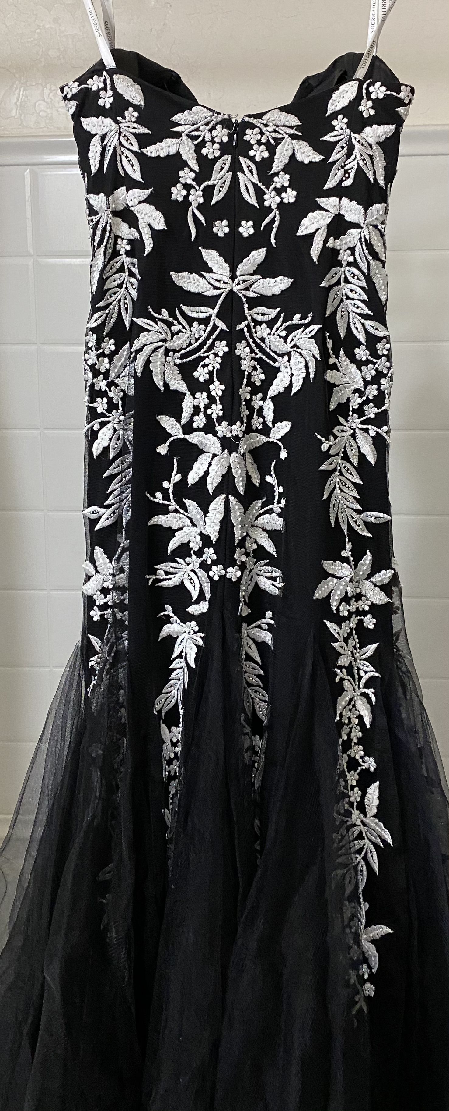 Style 1925 Sherri Hill Plus Size 16 Prom Black Mermaid Dress on Queenly
