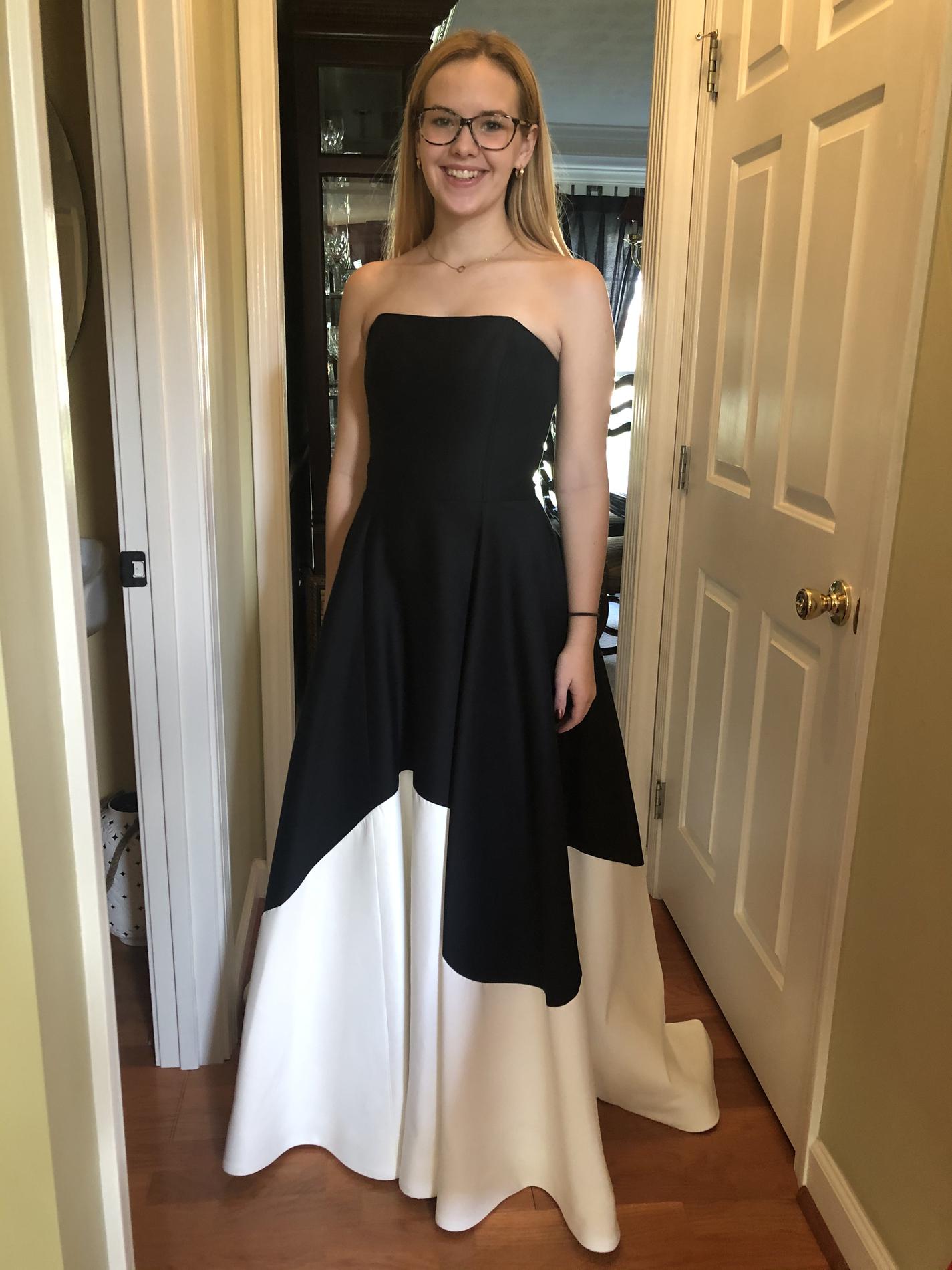 Halston Size 0 Strapless Black Ball Gown on Queenly