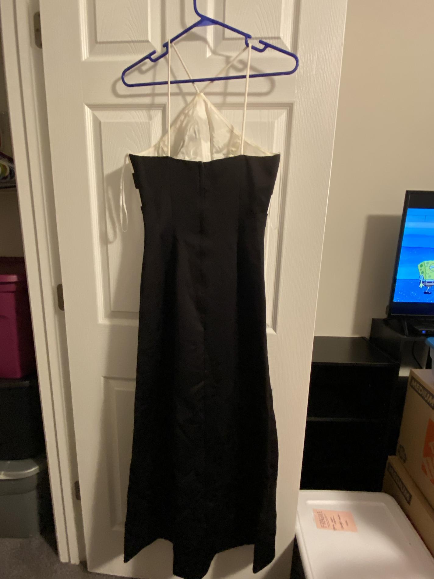 Urban Girl Nites Size 10 Prom Halter Black Cocktail Dress on Queenly