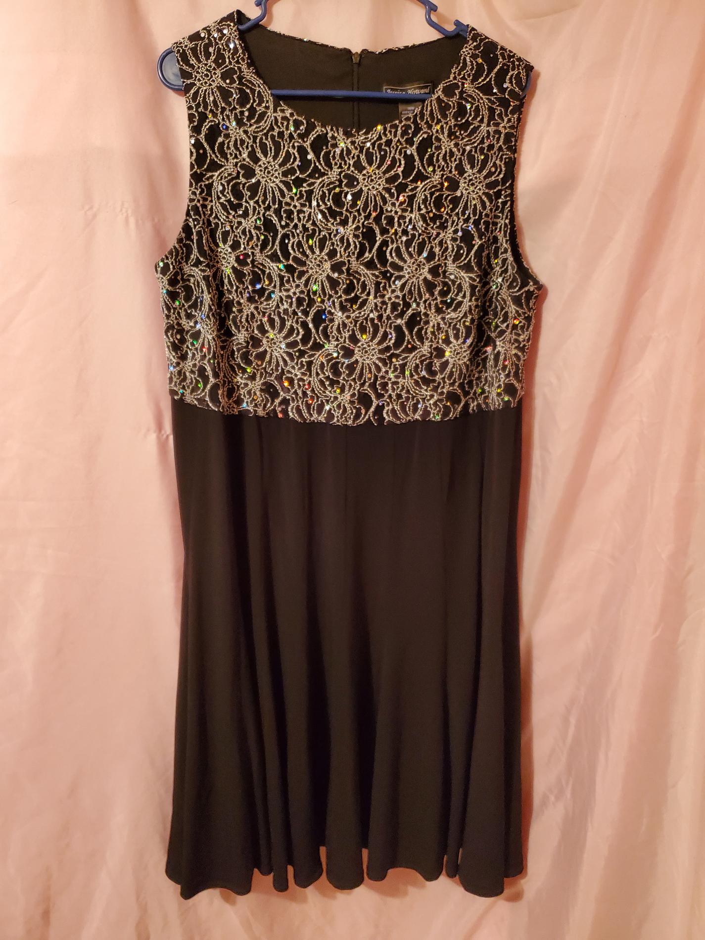 Jessica Howard Plus Size 16 Wedding Guest Lace Black Floor Length Maxi on Queenly