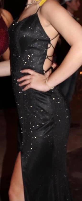 Size 2 Prom Black Side Slit Dress on Queenly