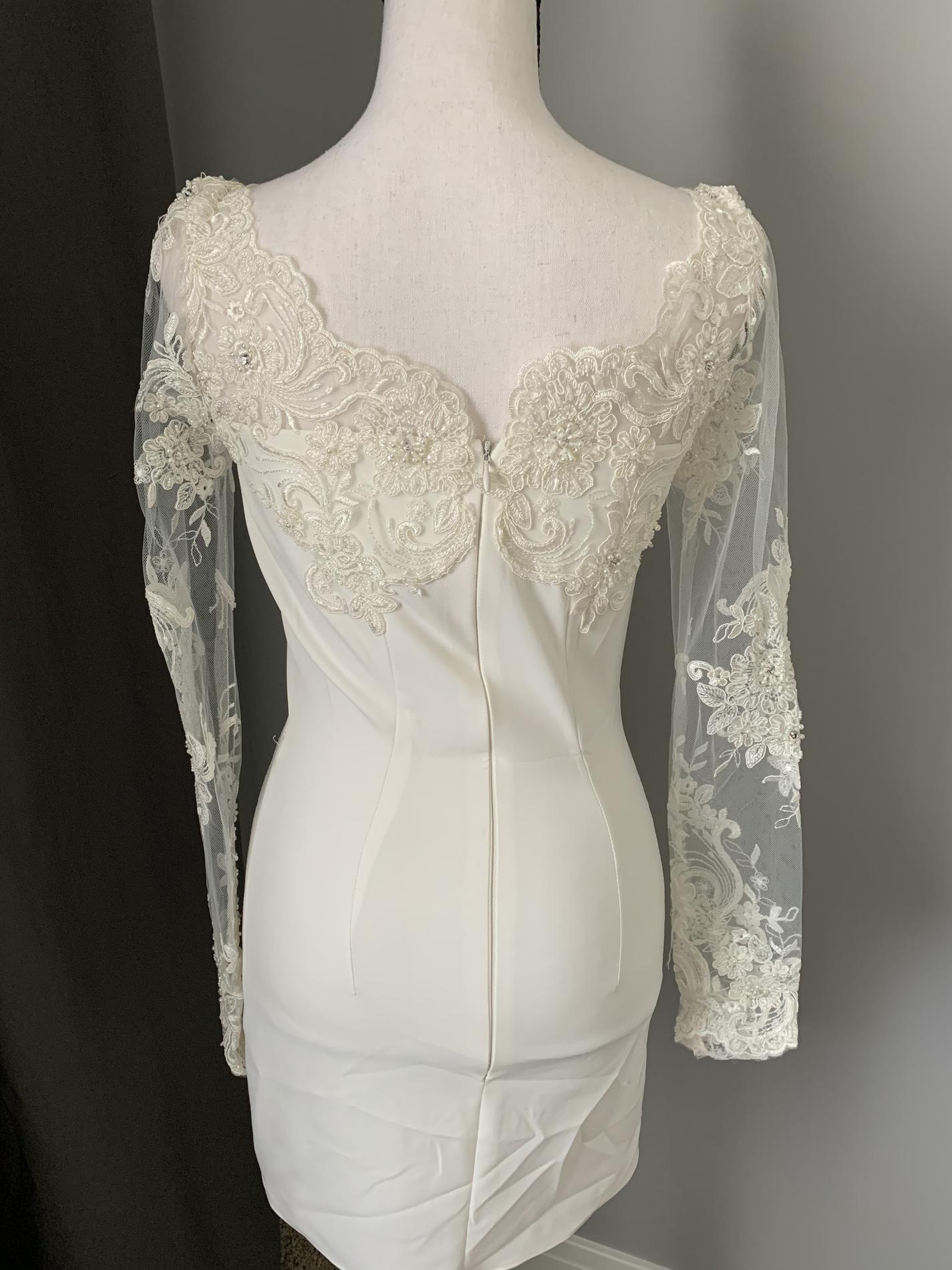 Size 2 Wedding Lace White Cocktail Dress on Queenly